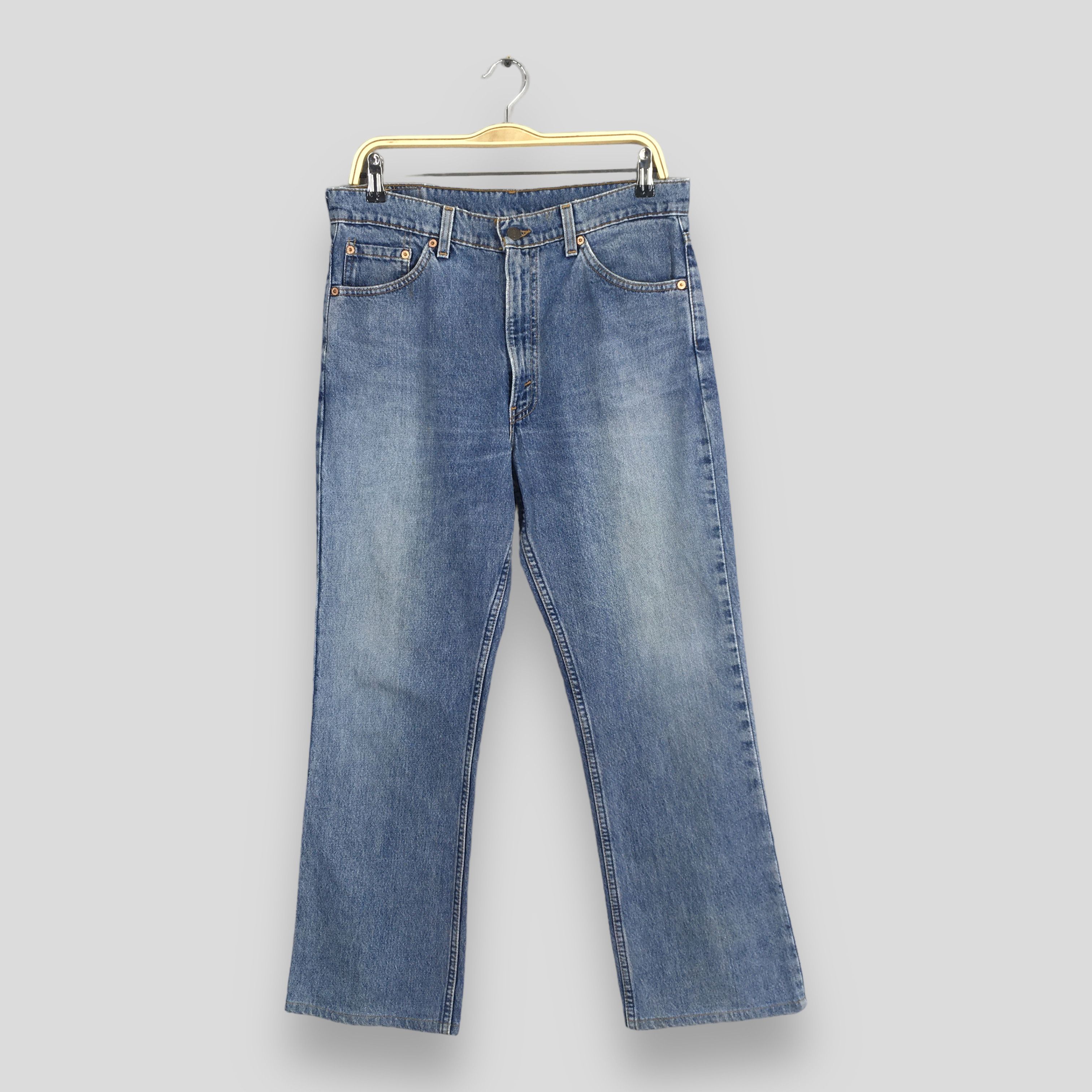 image of Size 32X27 Levi's 517 Faded Stonewash Flare Bootcut Jeans in Blue, Men's