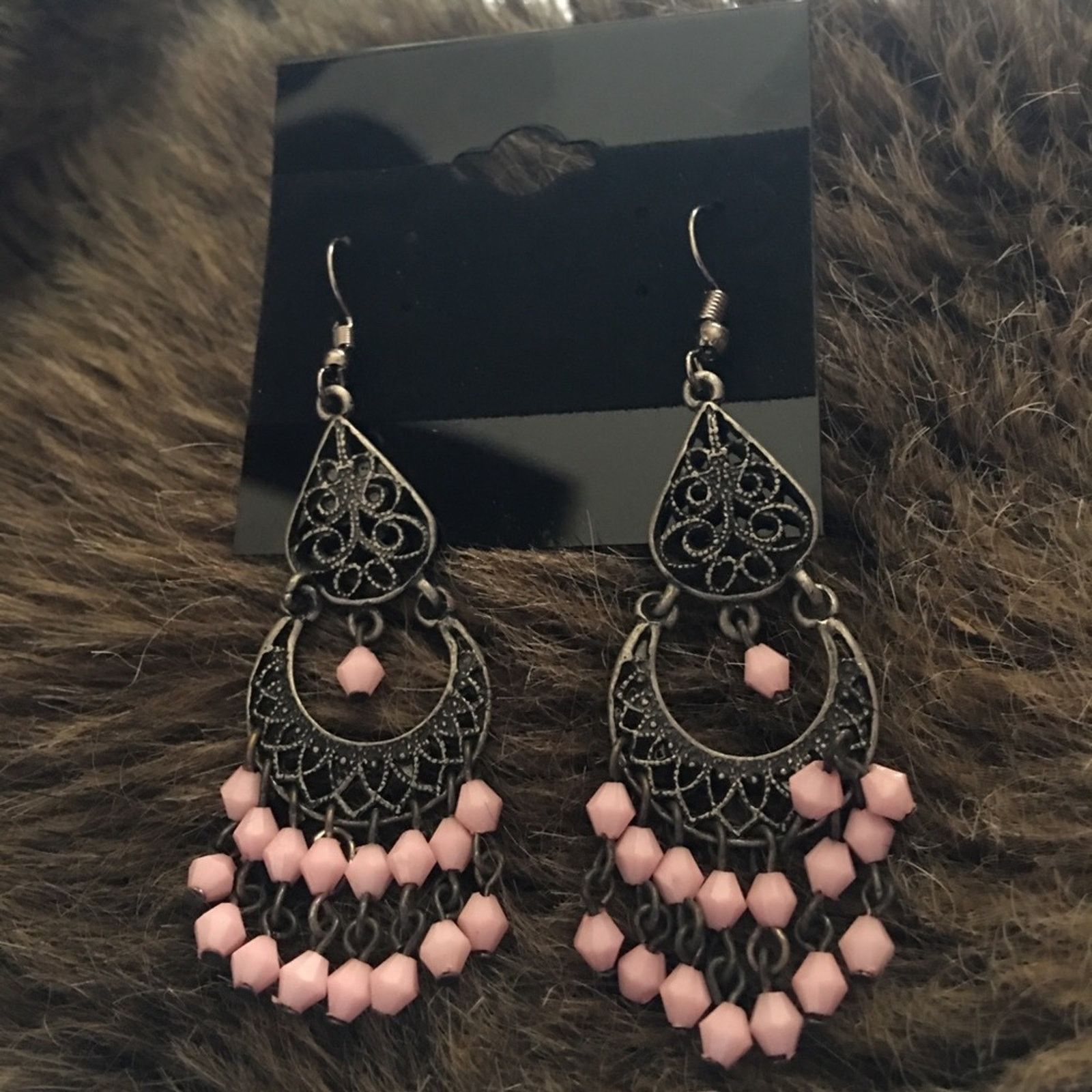 Jewelry Antique silver tone pink bead dangle earrings Size ONE SIZE - 2 Thumbnail