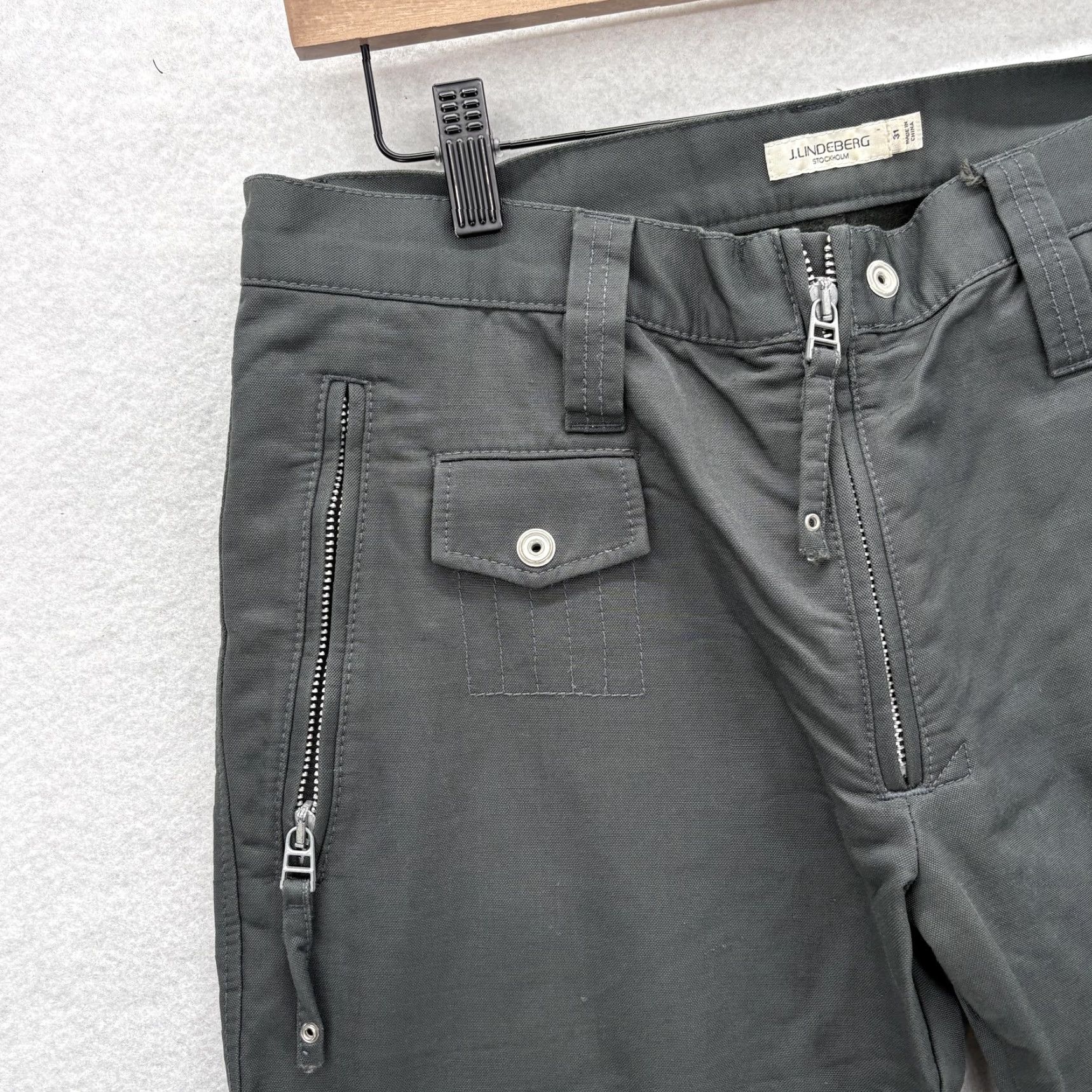 J.Lindeberg J.Lindeberg Pants Slim Straight Gray 31x30 Zip Pockets Mens Size US 31 - 3 Thumbnail