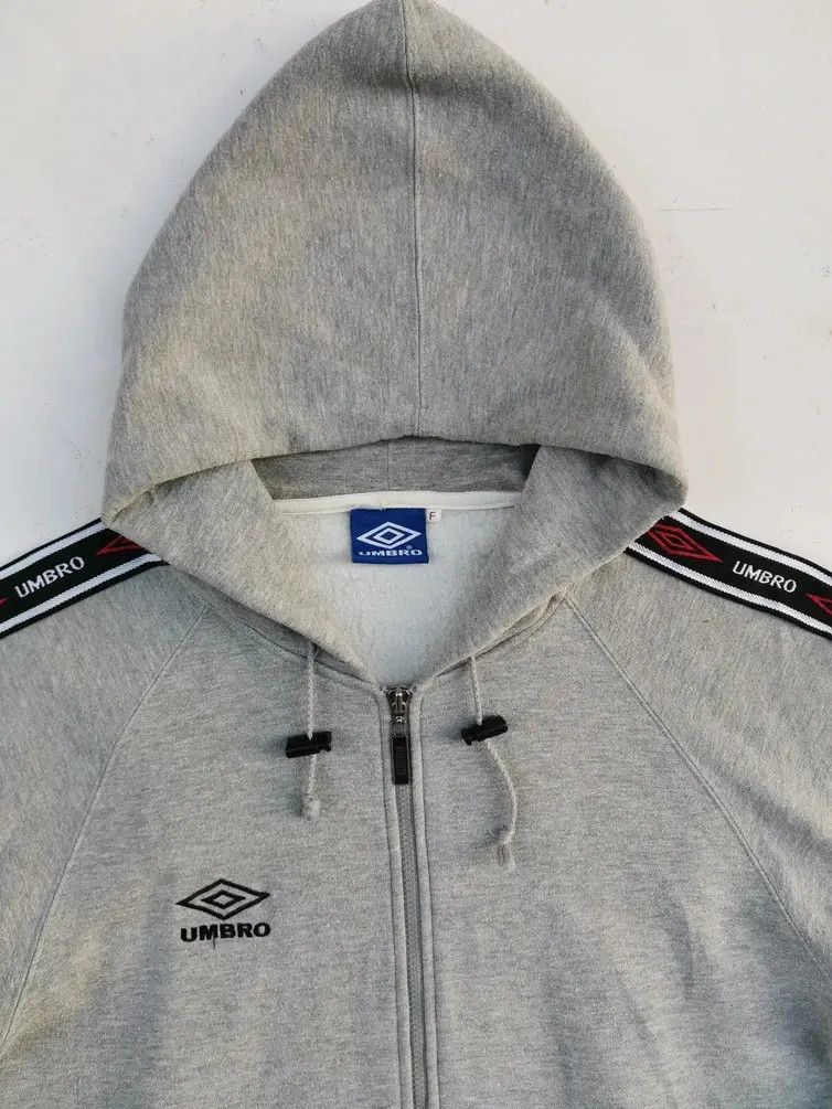 Umbro Rare!!! Umbro Big Logo Zipper Hoodie Sweaters Size US XL / EU 56 / 4 - 8 Thumbnail