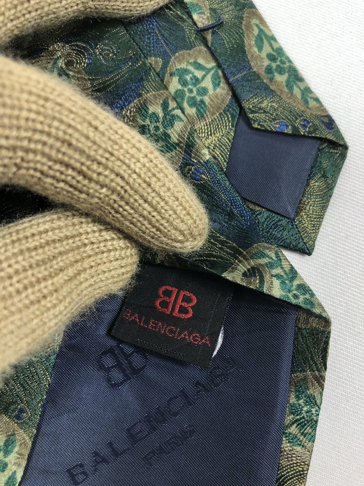 Balenciaga Rare Vintage Balenciaga Silk Tie Size ONE SIZE - 8 Thumbnail