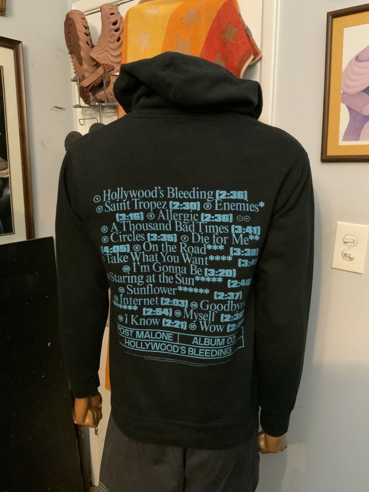 POST&CO Post Malone Hollywood Bleeding Album Official Merch Hoodie Size US S / EU 44-46 / 1 - 8 Thumbnail