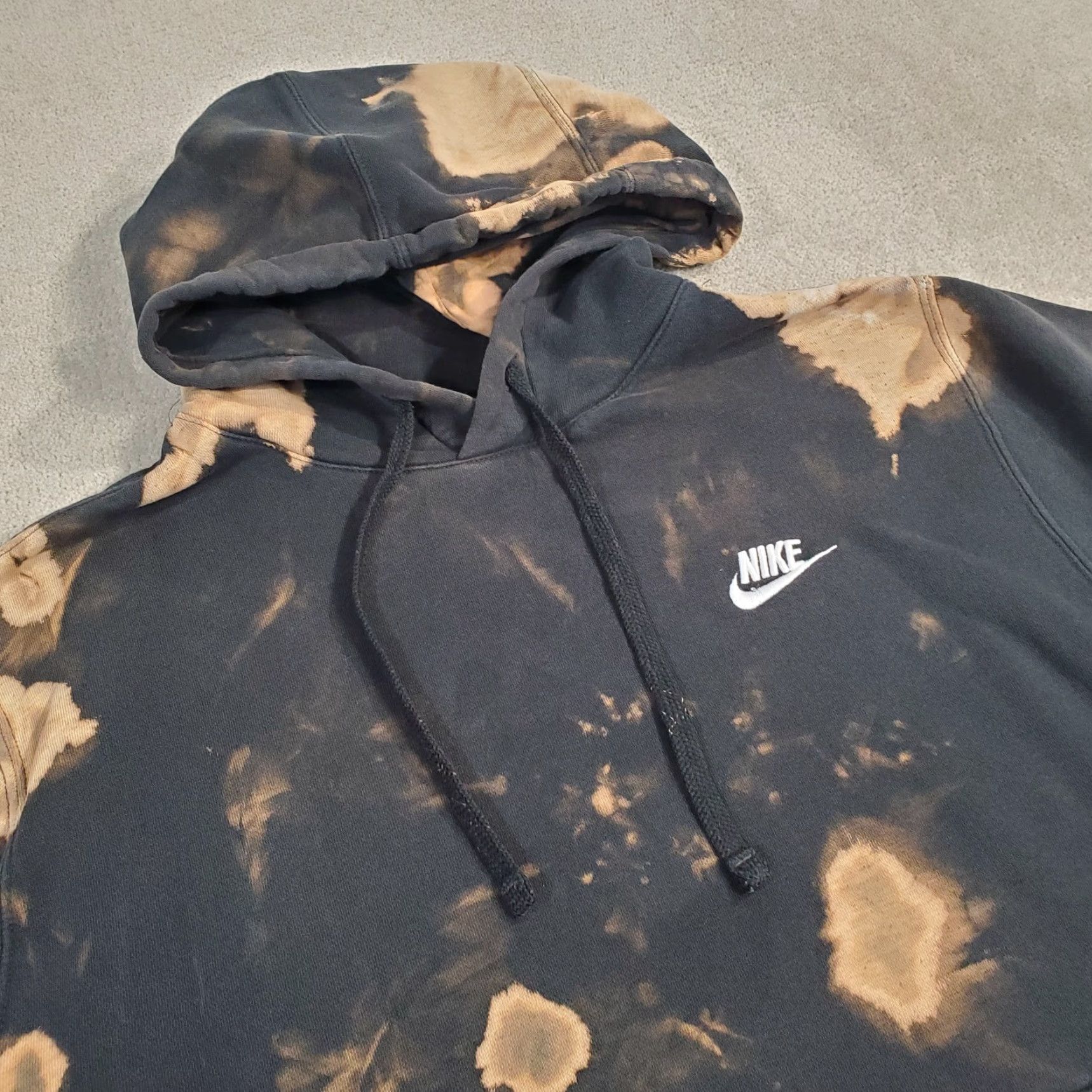 Nike **Black Nike Mens Hoodie Medium Pullover Geometric Tie Dye BV2654 00A** User: Black Nike Mens Hoodie Medium Pullover Geometric Tie Dye BV2654 00A Size US M / EU 48-50 / 2 - 2 Thumbnail