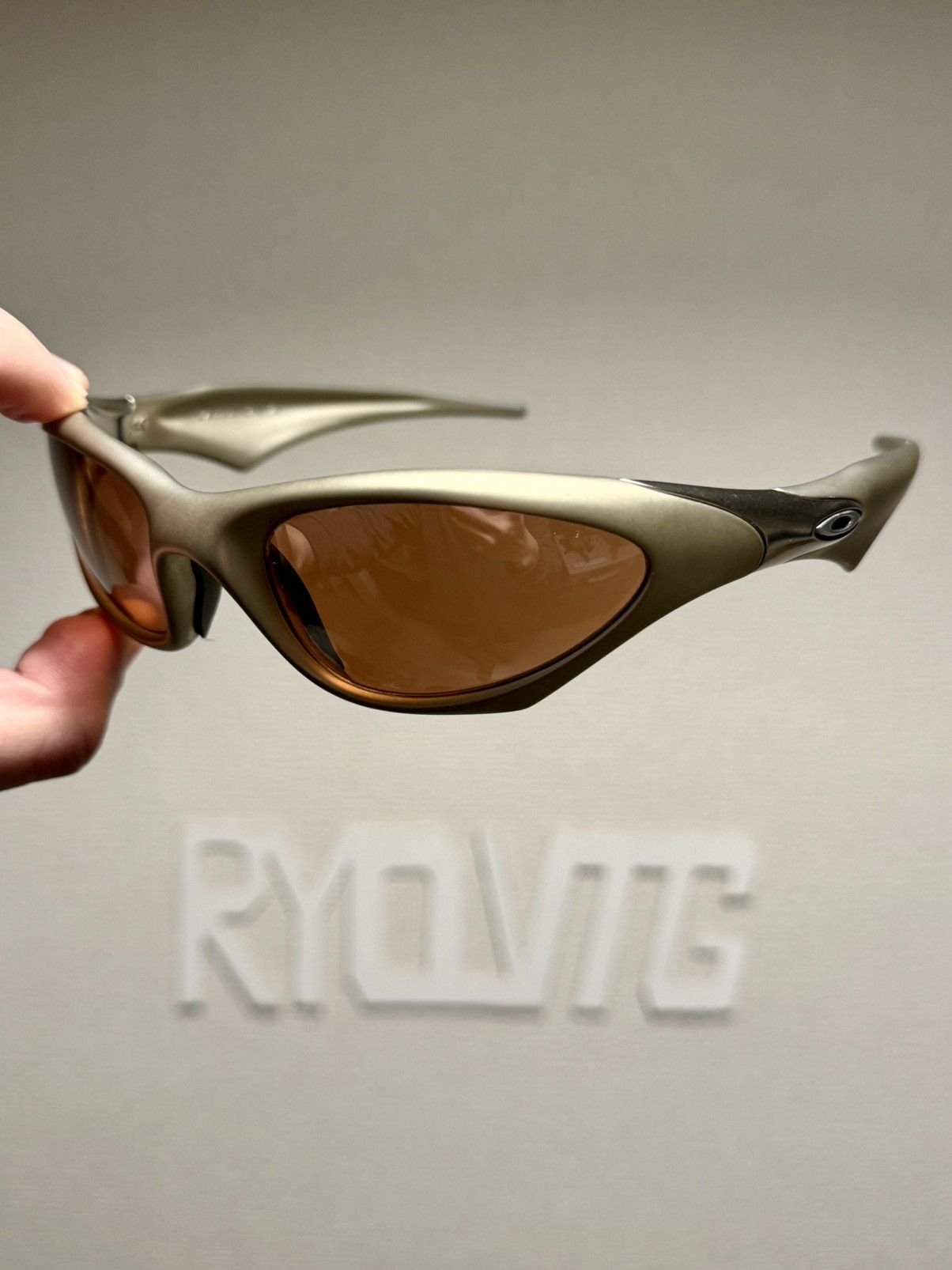 Oakley OAKLEY SCAR PLATINUM SUNGLASSES Size ONE SIZE - 1 Thumbnail