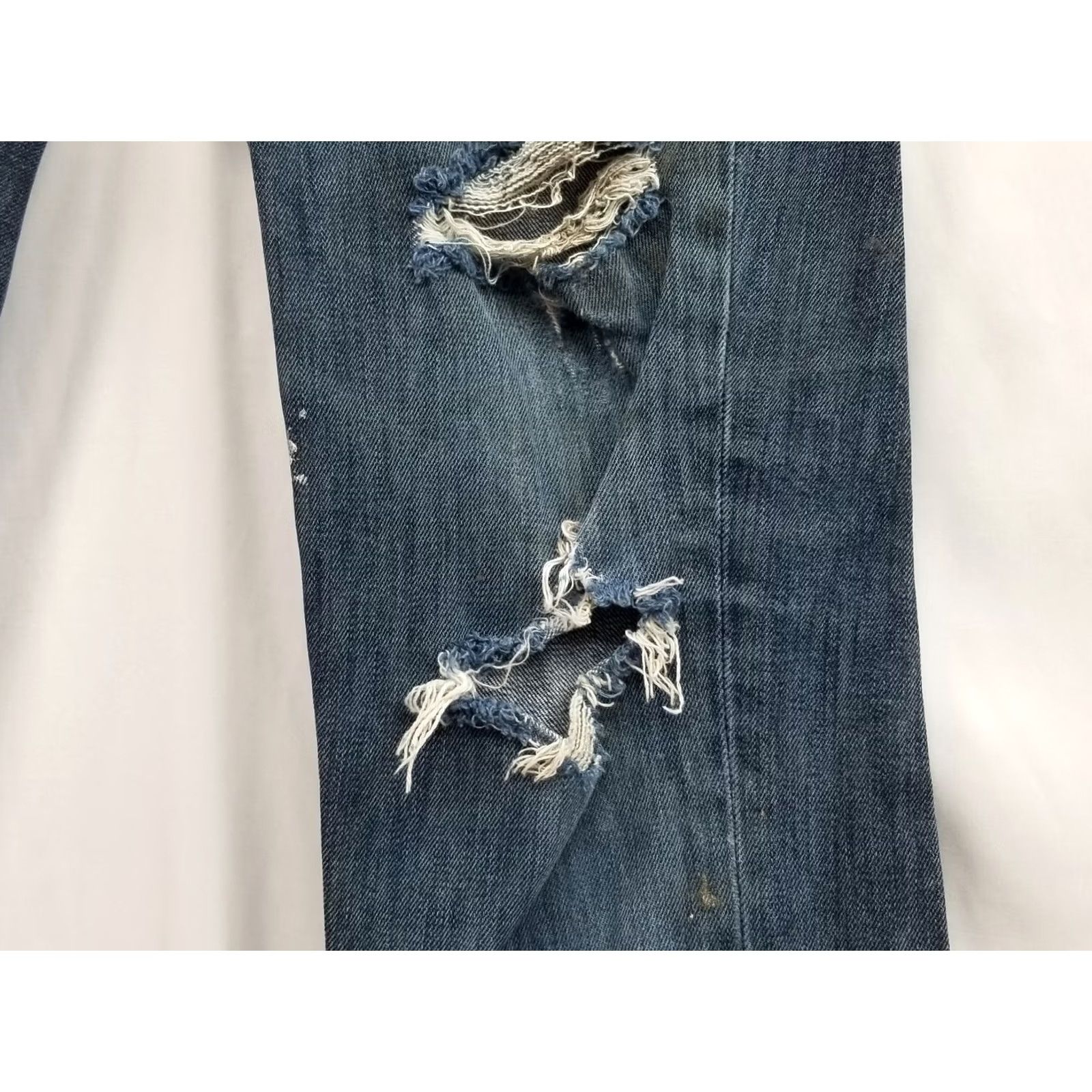 Levi's Levi's 511 Jeans Mens 33x32 Blue Denim Distressed Straight Slim USA Logo Distressed Jeans Regular Inseam 32 Mens Size US 33 - 6 Thumbnail