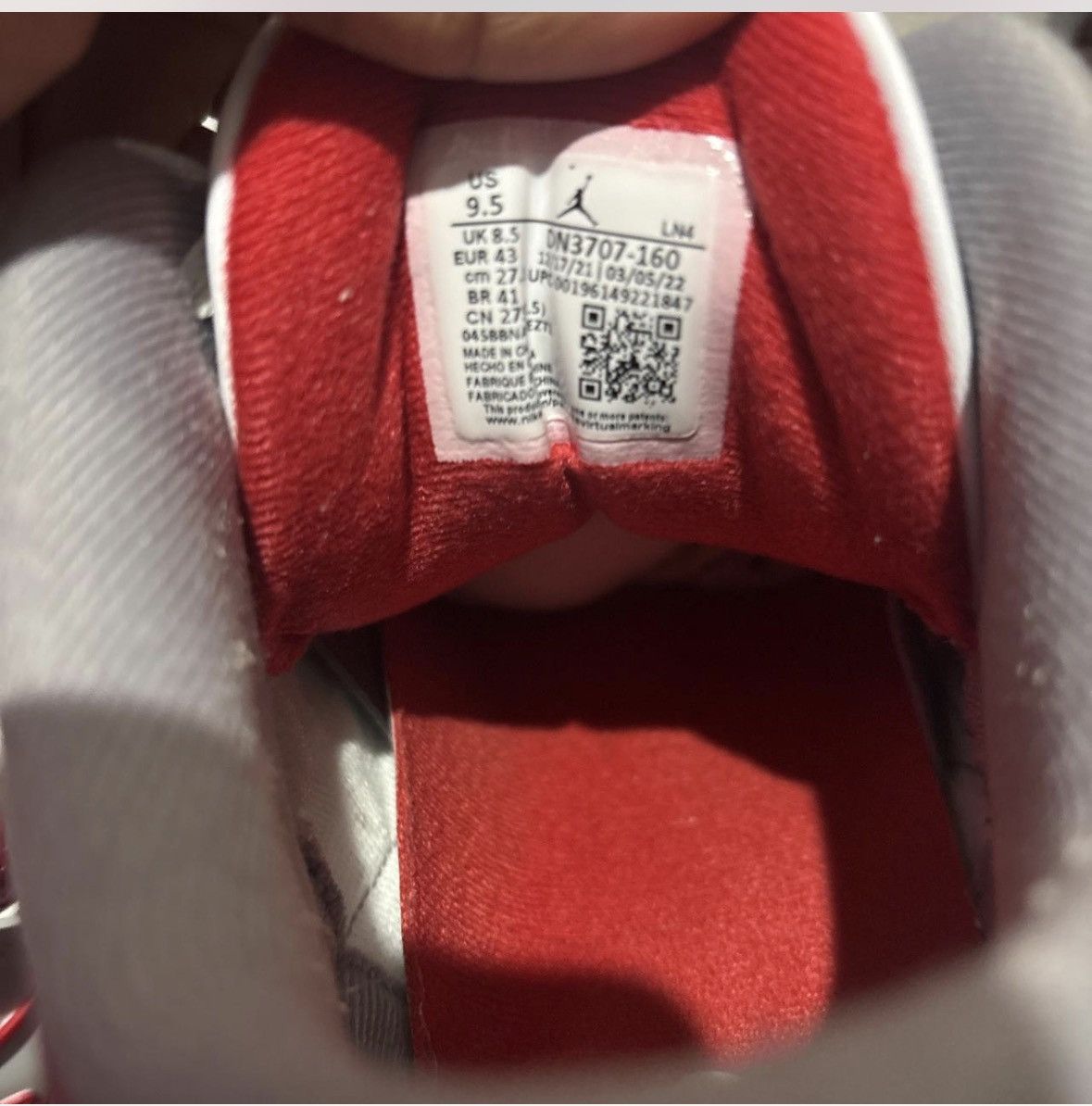 Jordan Brand Fire red jordan 3 Size US 9.5 / EU 42-43 - 3 Thumbnail