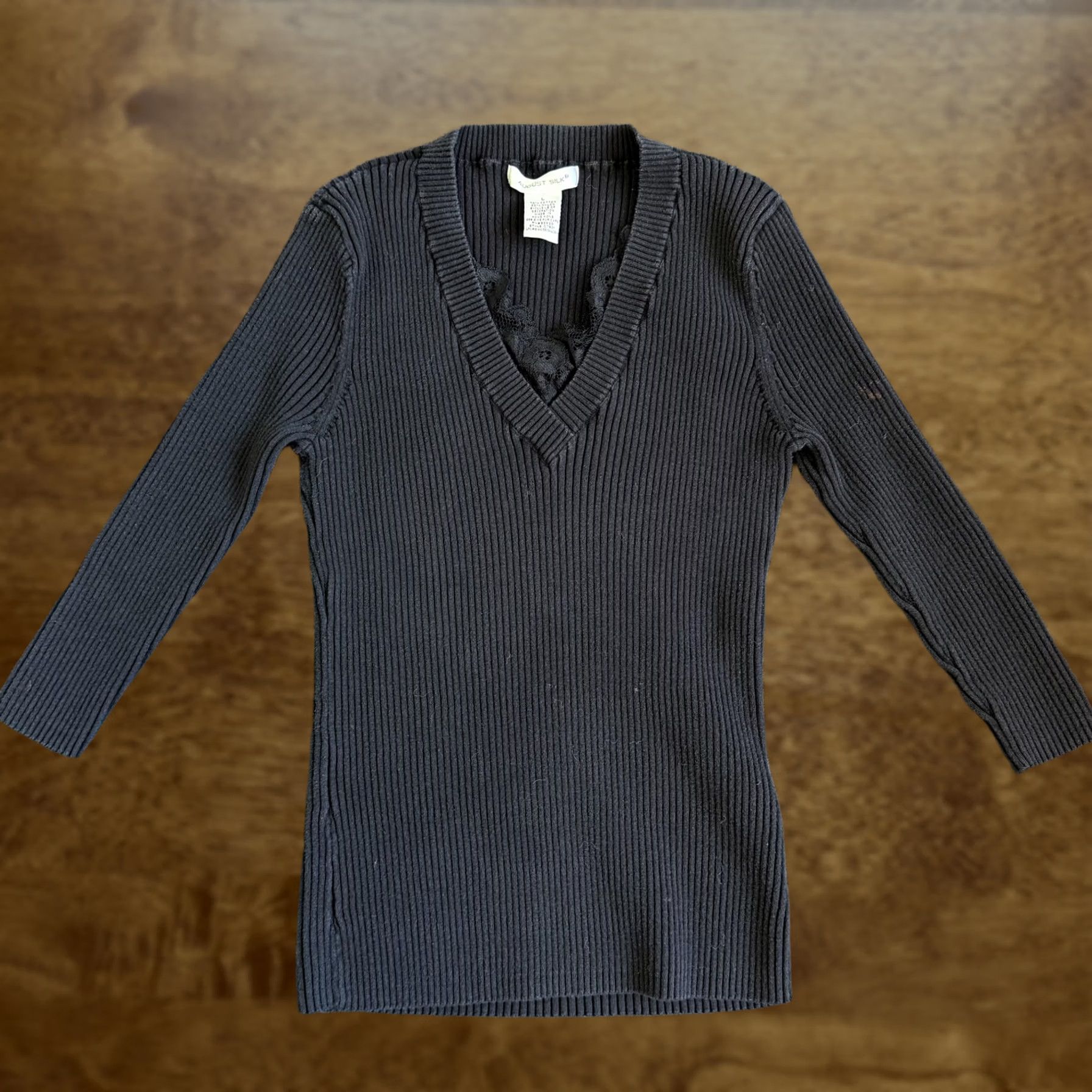 Vintage VINTAGE August Silk Sweater Womens Large Black V Neck Crochet 3/4 Sleeve Slim Size L / US 10 / IT 46 - 1 Thumbnail