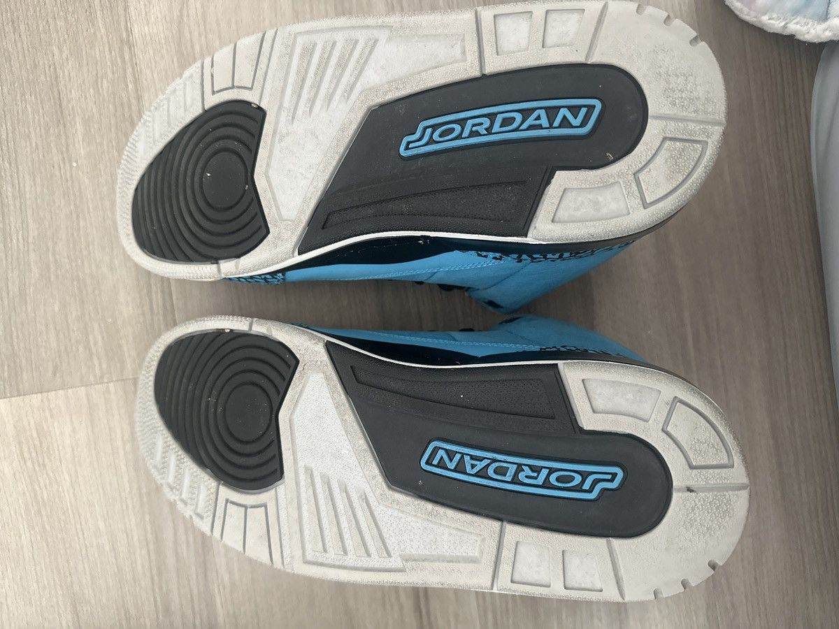 Jordan Brand Air Jordan 3s Powder Blue Size US 10 / EU 43 - 5 Thumbnail