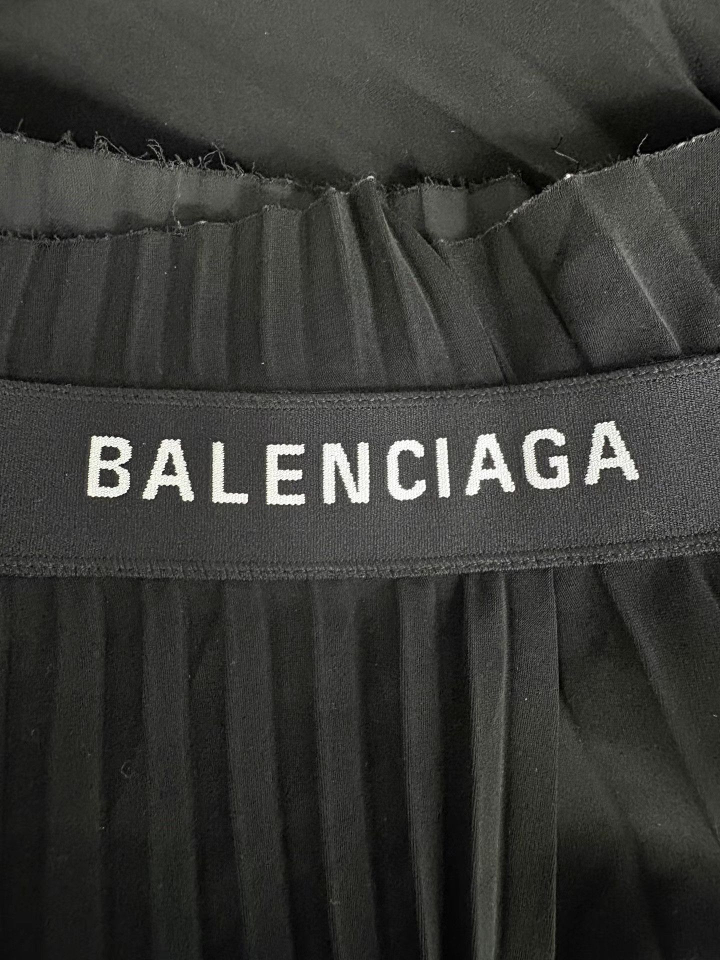 Balenciaga BALENCIAGA Logo Pleated Skirt K1 Size 36" / US 14 / IT 50 - 3 Thumbnail