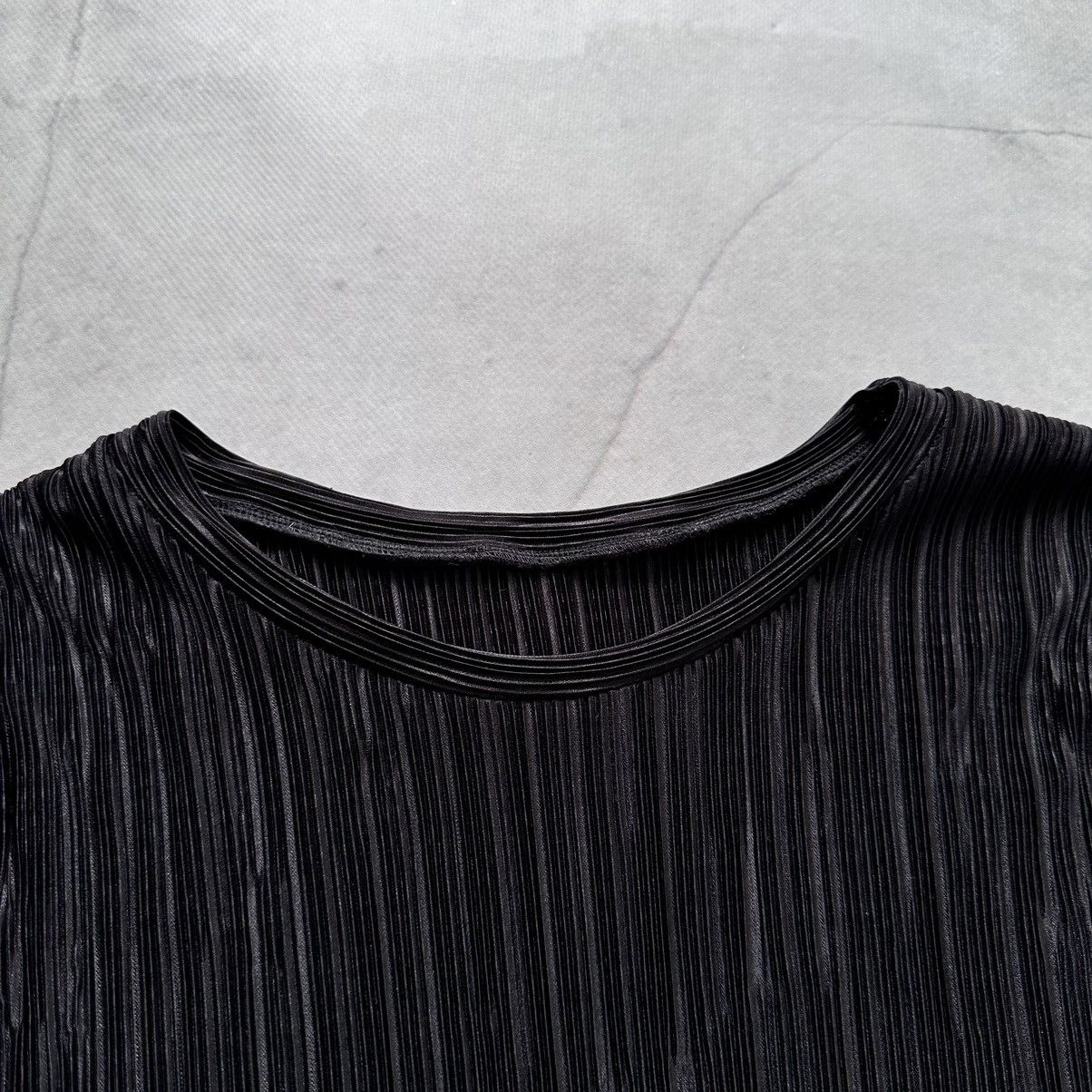 Pleats Please Issey Miyake Japan Issey Miyake Pleats Please Style Vintage T Shirt Size US M / EU 48-50 / 2 - 11 Thumbnail