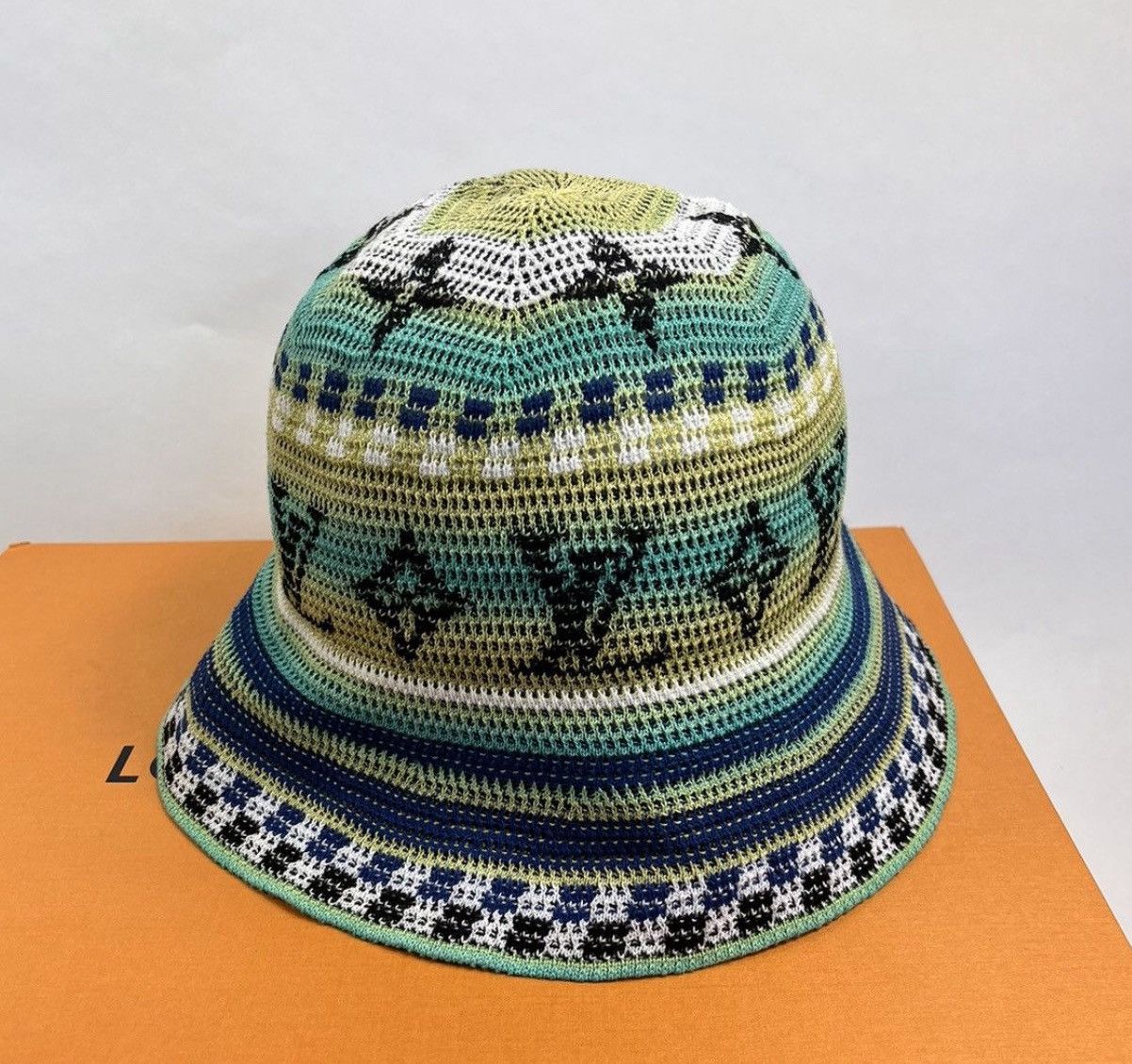 Louis Vuitton LV CROCHET STRIPE BUCKET HAT Size ONE SIZE - 1 Thumbnail