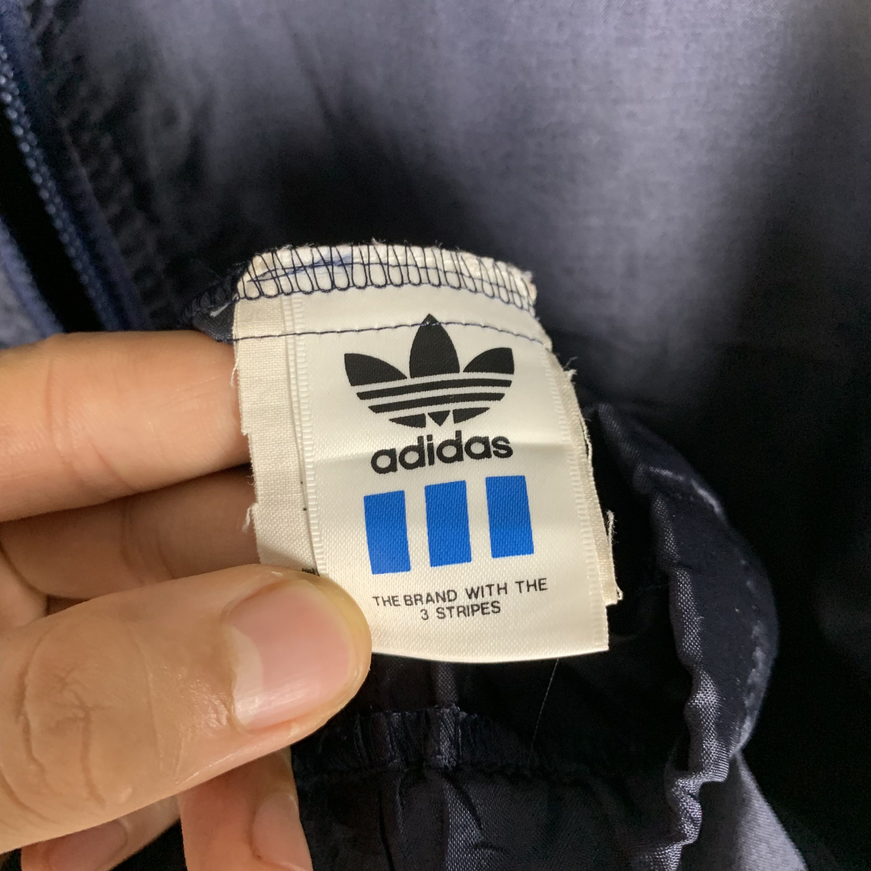 Adidas 1990 Adidas Toyota Cup AC Milan VS Olimpia Jacket Size US L / EU 52-54 / 3 - 5 Thumbnail