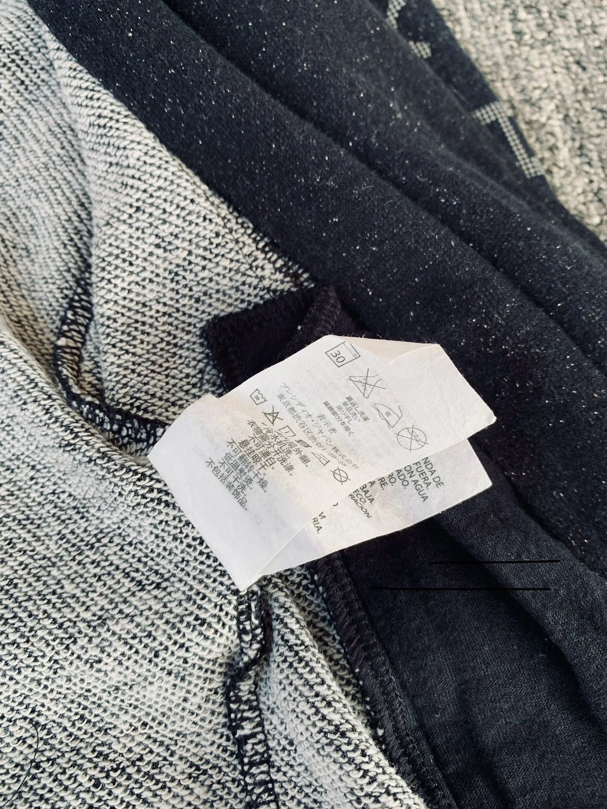 Armani Exchange Armani Exchange Assymmetric Zip Poem Sleeve Jacket Hoodie Size S / US 4 / IT 40 - 12 Thumbnail