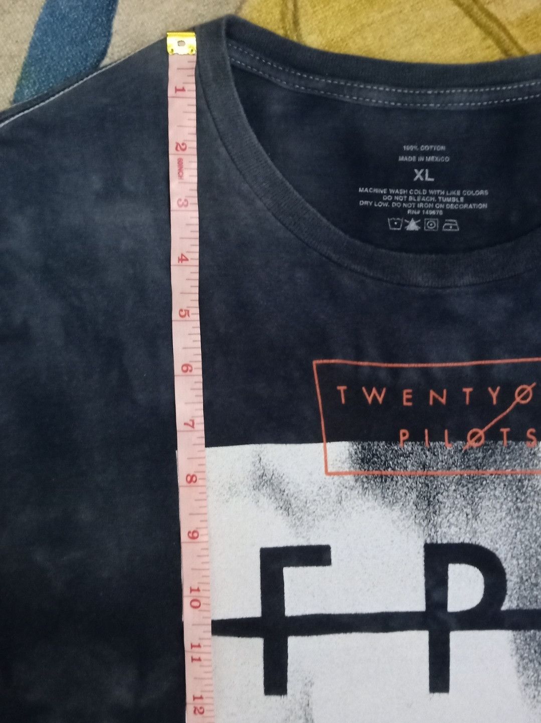 Band Tees Twenty One Pilots FPE Tie-dye T-shirt Size US XL / EU 56 / 4 - 10 Thumbnail