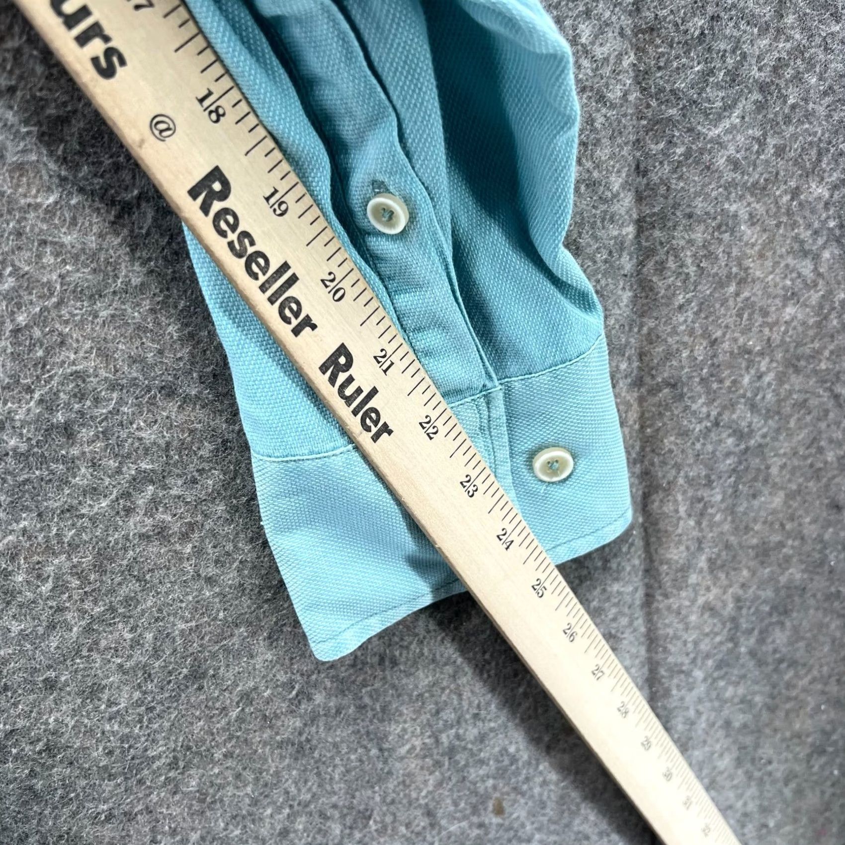 Tommy Bahama VINTAGE Tommy Bahama Shirt Mens L Light Blue Button-Down Tencel Dobby Dylan Preppy Size US L / EU 52-54 / 3 - 5 Thumbnail