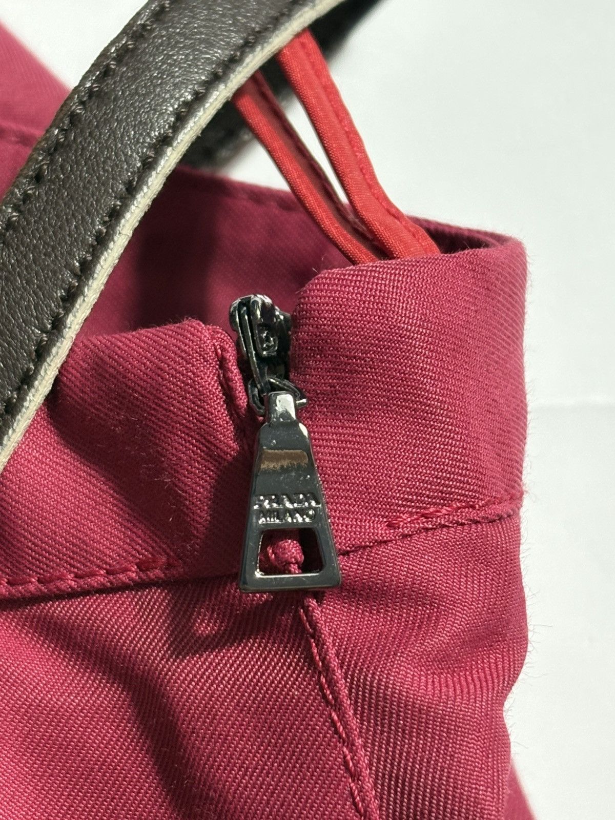 Prada PRADA 2000’s RED NYLON PANTS Size 30" / US 8 / IT 44 - 4 Thumbnail