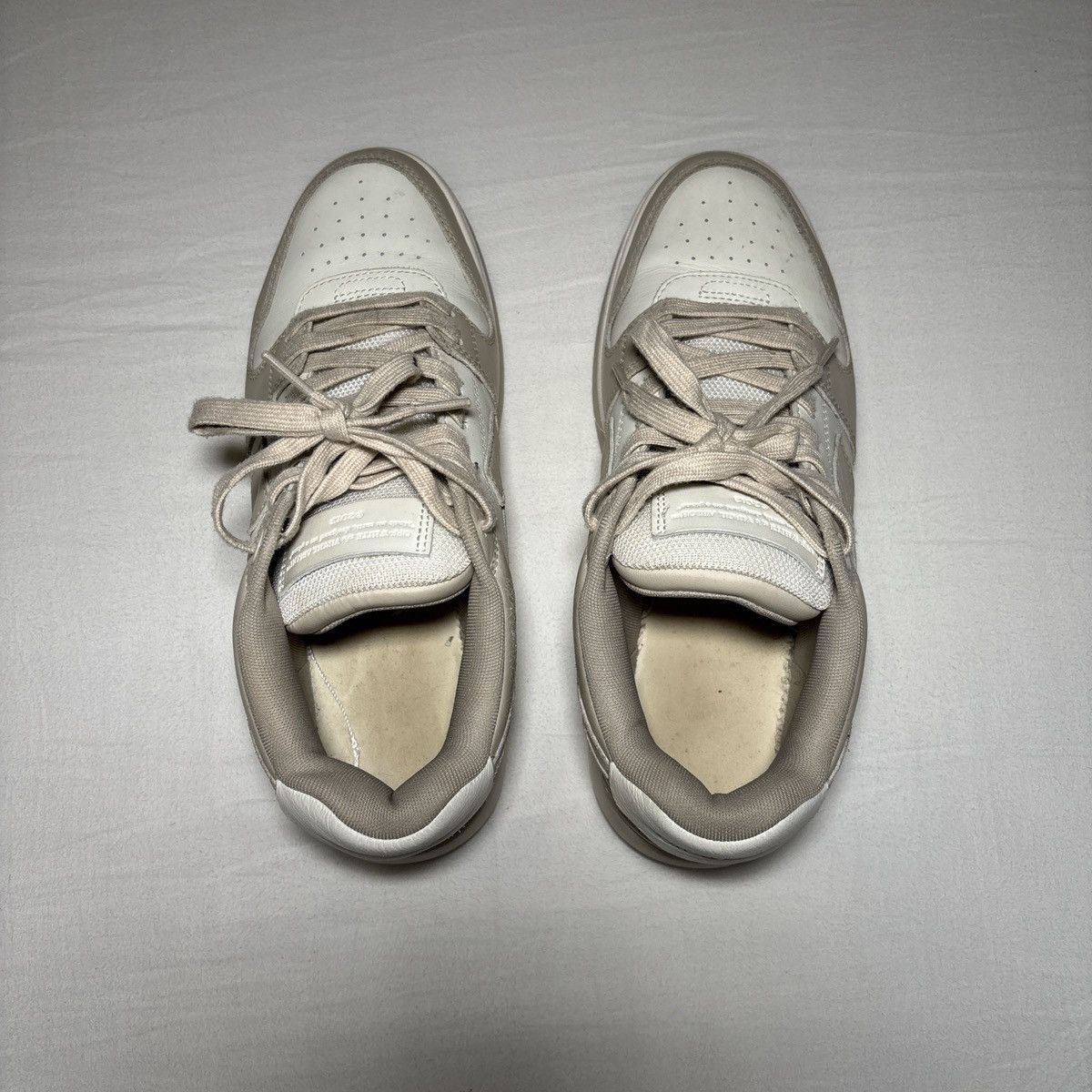 Off-White Off-White “Out of Office” Leather Sneakers — EU 41 Size US 8 / EU 41 - 5 Thumbnail