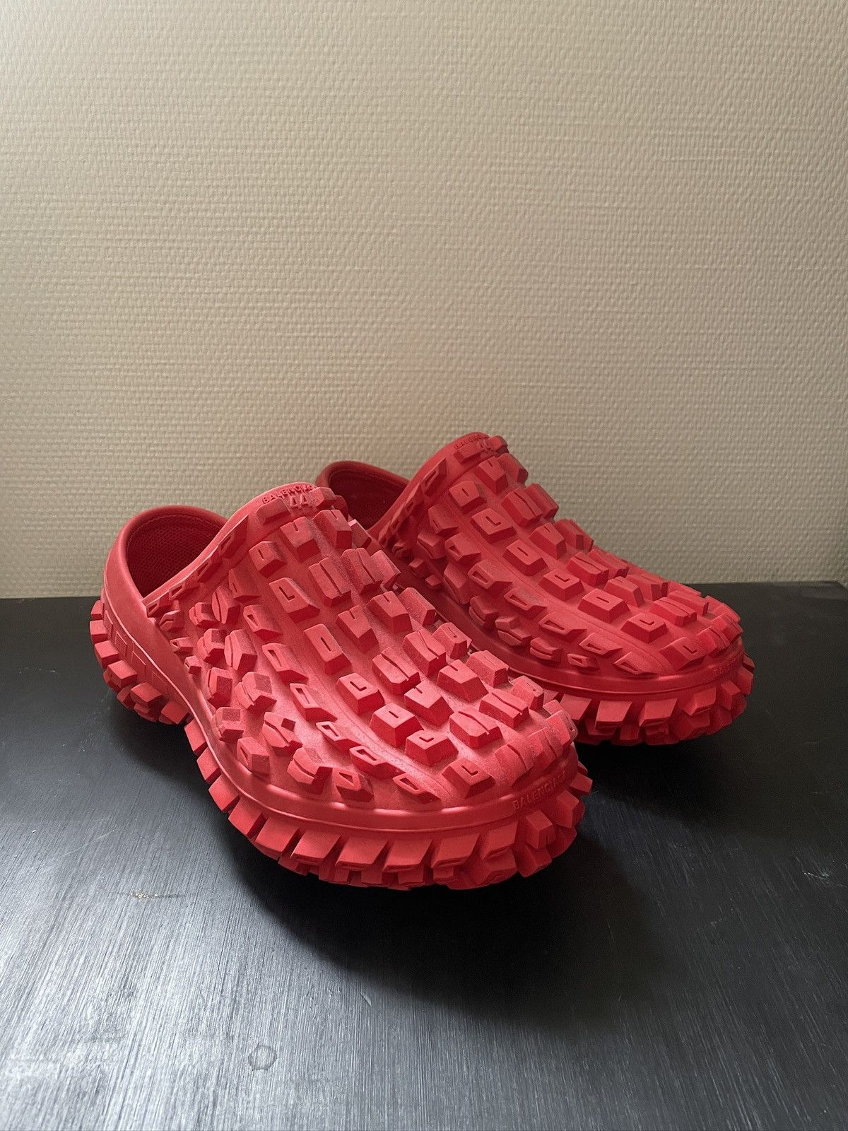 Balenciaga Balenciaga Defender / Bouncer Clogs Size US 11 / EU 44 - 1 Thumbnail