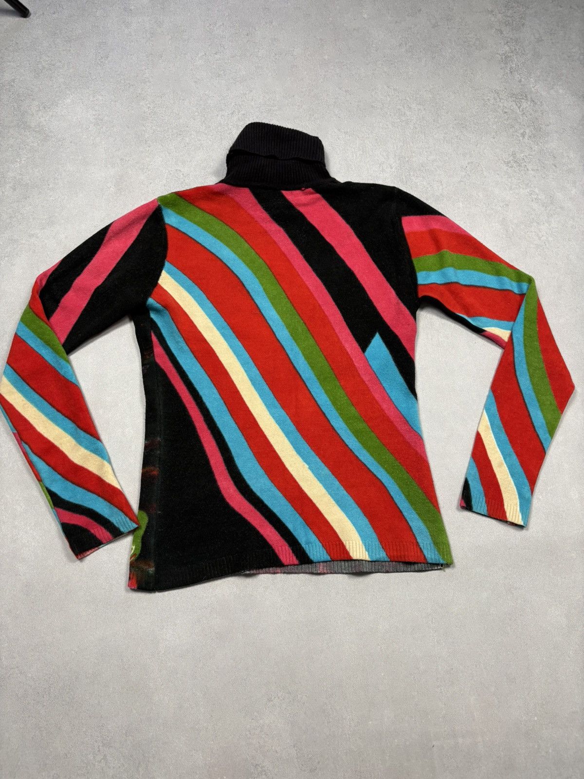 Custo Barcelona Vintage Custo Barcelona Wool Turtleneck Sweater Graphic Y2K Size M / US 6-8 / IT 42-44 - 2 Thumbnail