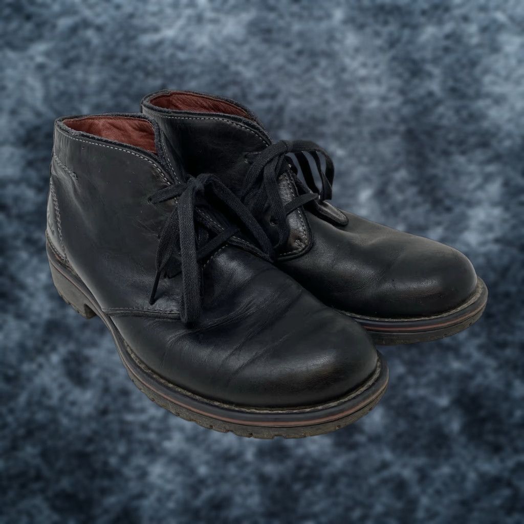 Clarks Clarks Boot Chukka Ankle Boots Men 8 Black Leather Rugged Distressed Lug Sole Casual Shoes Mens Size US 8 / EU 41 - 1 Thumbnail