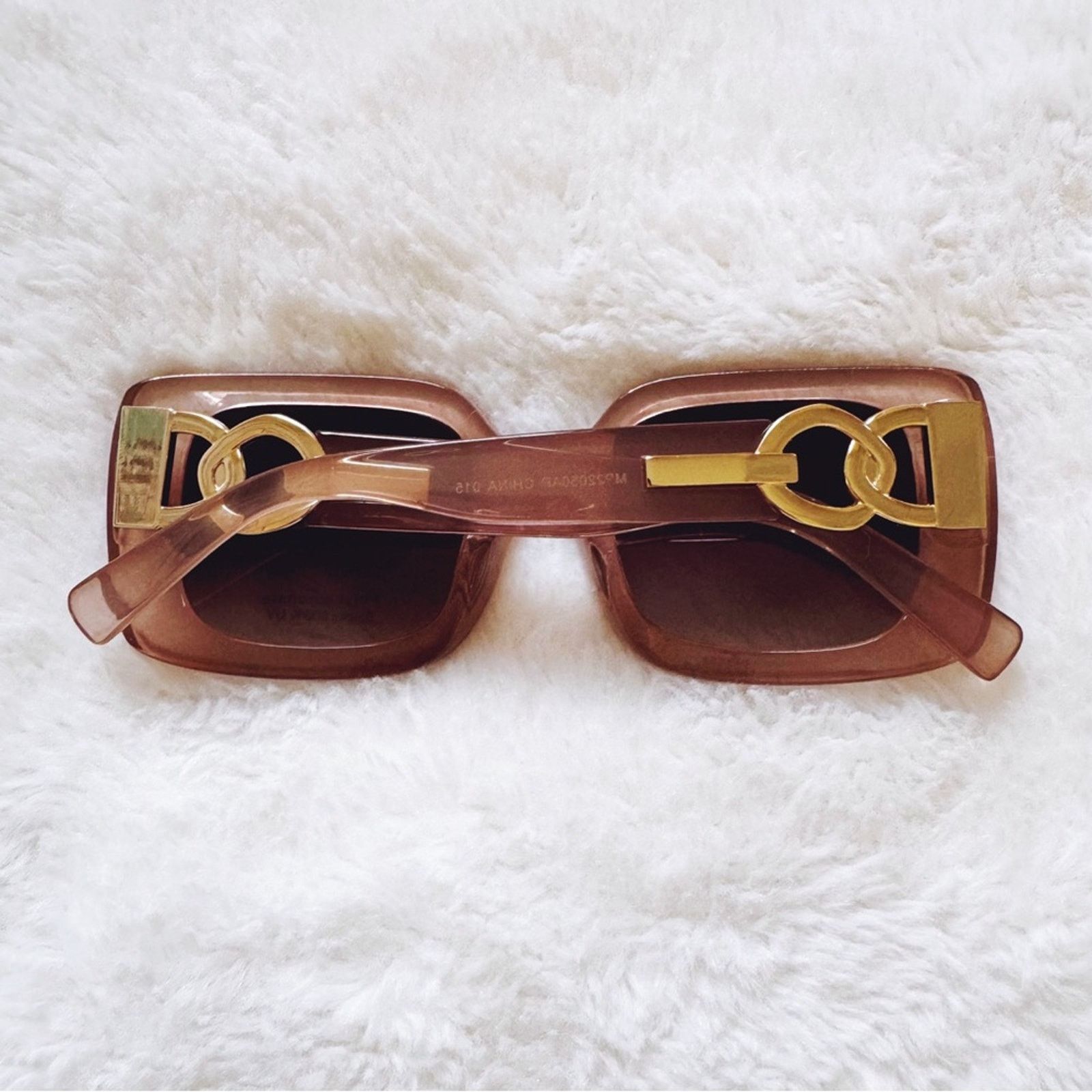 Other Camille Clear Tan Oversized Square Sunglasses Size ONE SIZE - 8 Thumbnail