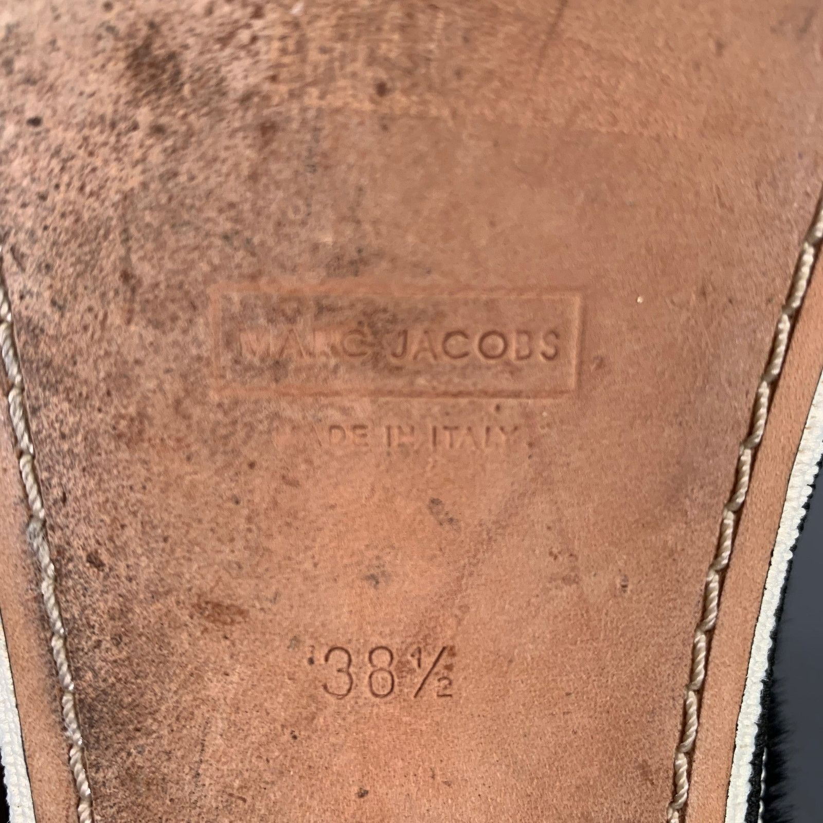 Marc Jacobs MARC JACOBS Size 8 Black Leather Calfskin Chelsea Flats Size US 8 / IT 38 - 7 Thumbnail