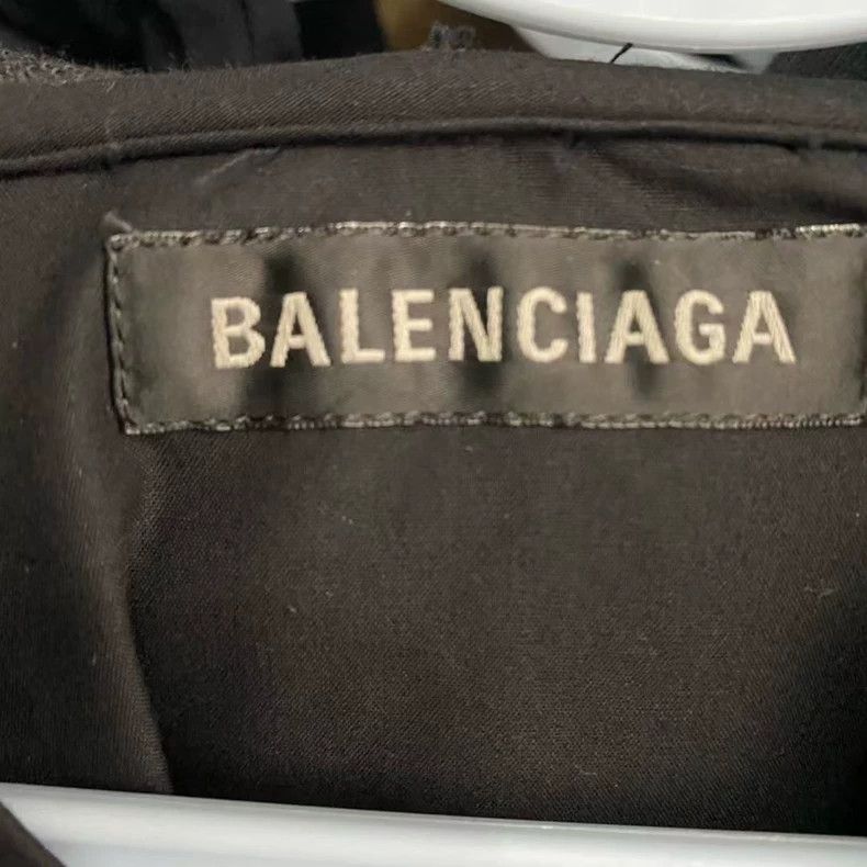Balenciaga Balenciaga size 37 Double Ring Letter Hooded Fake Two Shir Size US XS / EU 42 / 0 - 2 Thumbnail