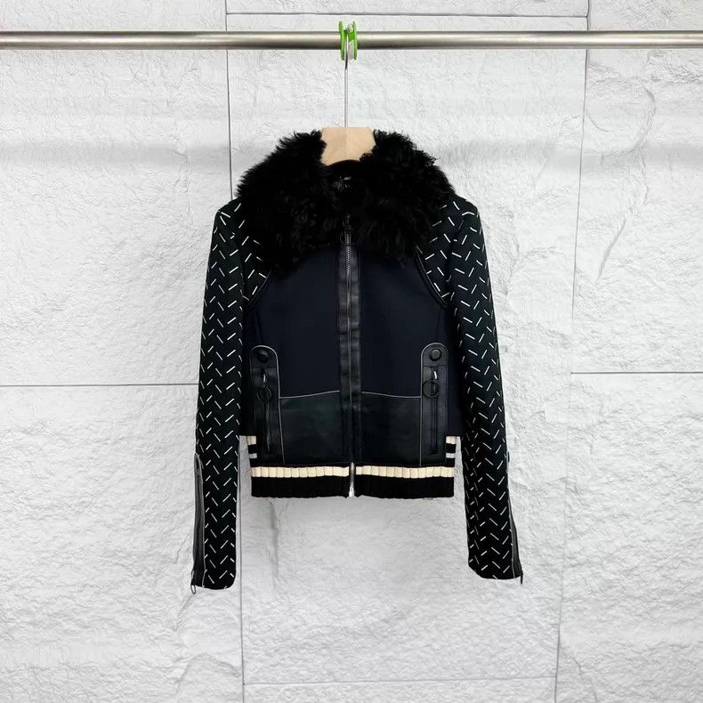Versace Versace Fur-collared sheepskin patchwork long-sleeved coat Size XS / US 0-2 / IT 36-38 - 1 Thumbnail
