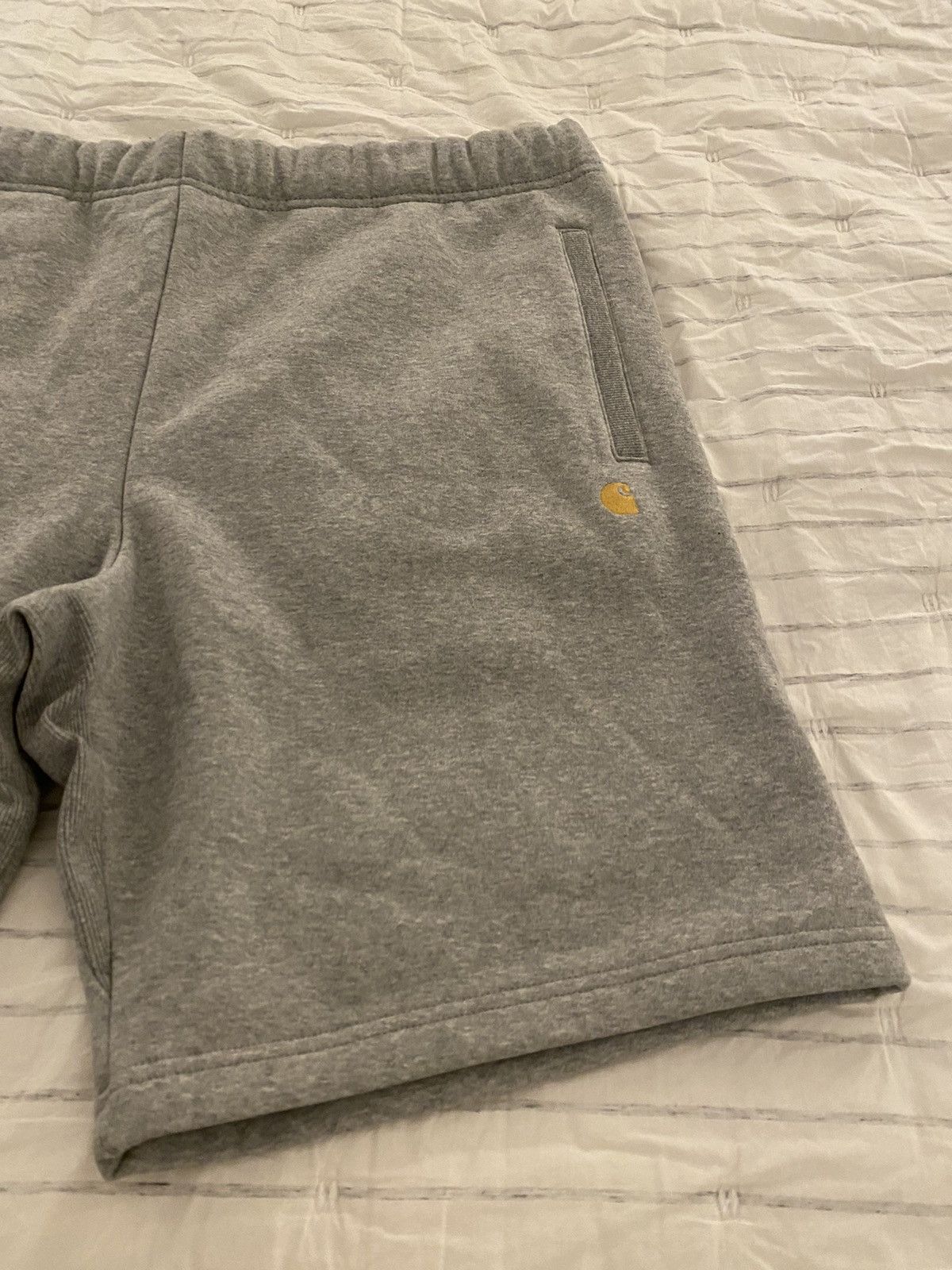 Carhartt Wip Carhartt WIP Chase Sweat Short Heather Grey NWT Size US 40 / EU 56 - 4 Thumbnail