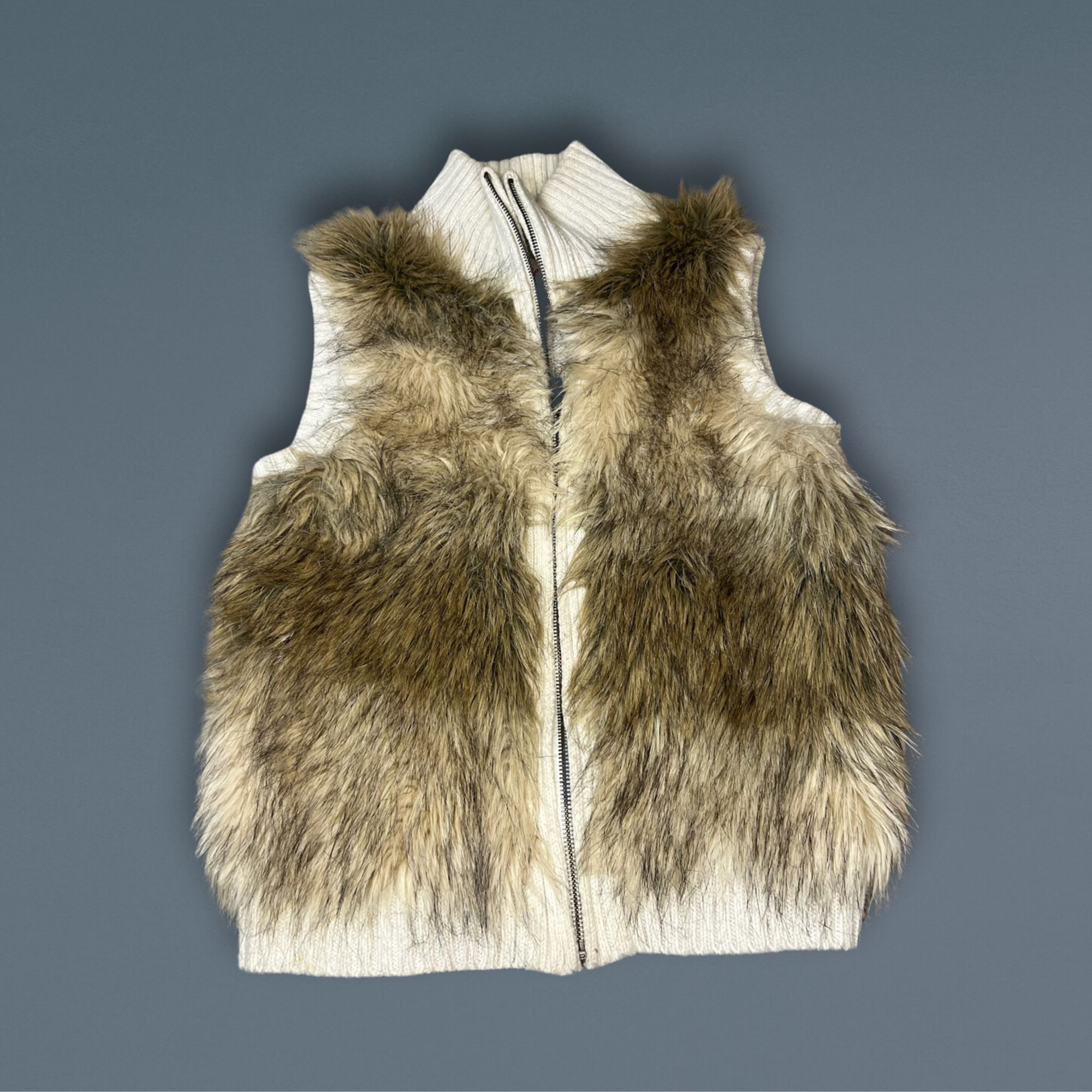 Other Justice Girls Faux Fur Vest Sweater Size 14 Acrylic/Polyeste Size ONE SIZE - 2 Thumbnail