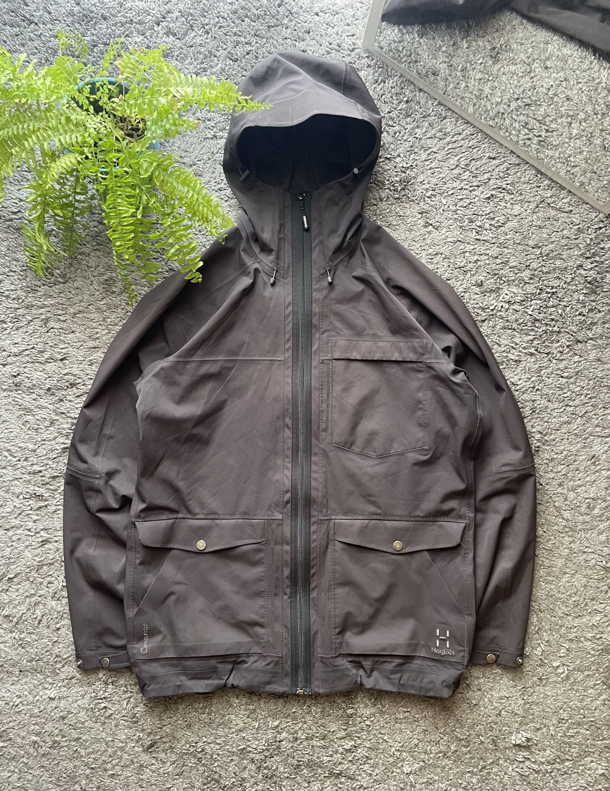 Haglofs Haglofs Light Jacket Gorpcore Outdoor Streetwear Logo Rare Size US L / EU 52-54 / 3 - 1 Thumbnail