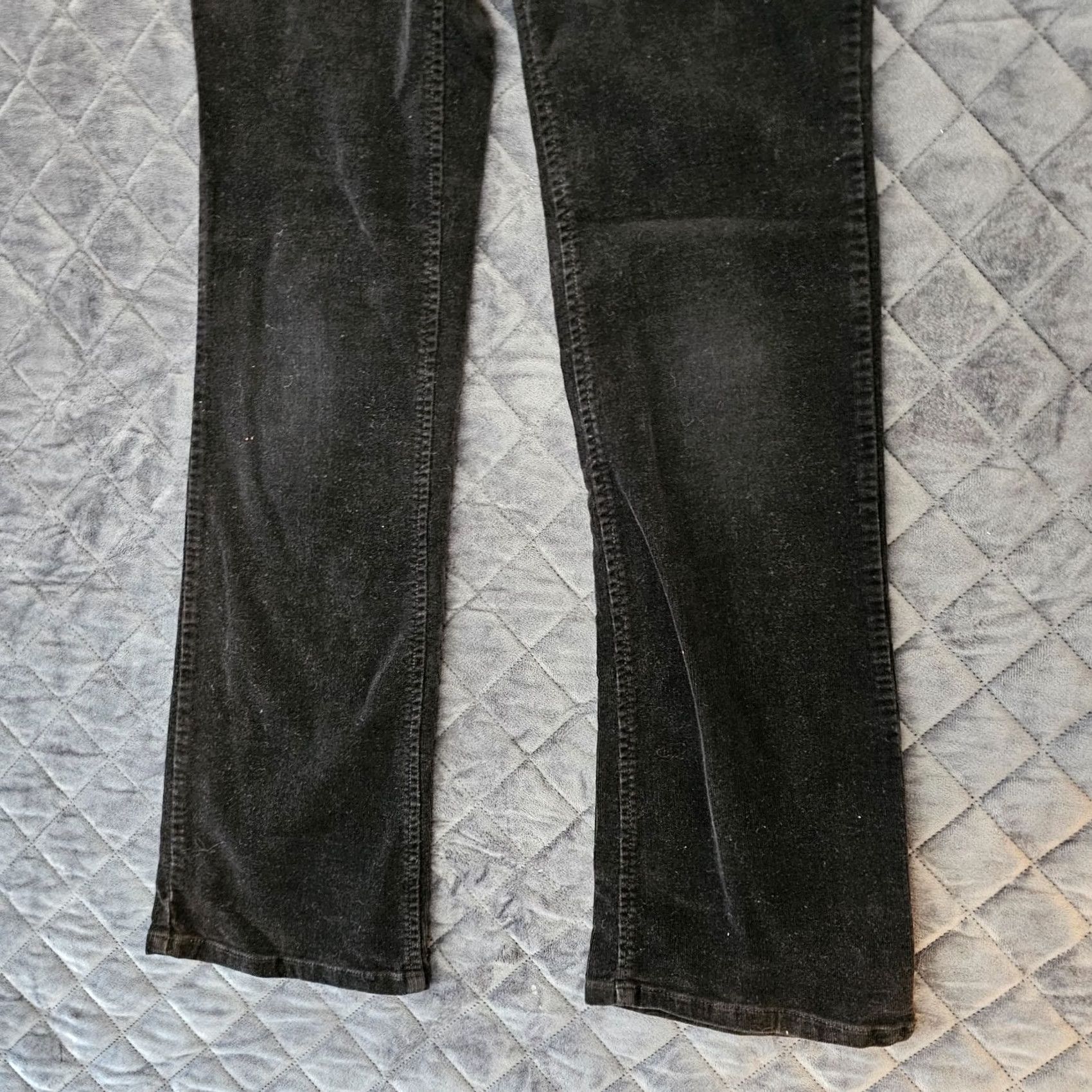 Southpole Southpole Black Corduroy Pants Girls 12 Stretch Gold Emboider Collection Denim? (Note: Adapted) Size 34" / US 12 / IT 48 - 2 Thumbnail