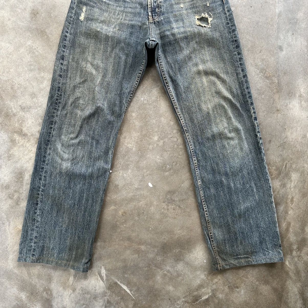 Japanese Brand Vintage Japanese Distressed Faded Rusty Denim Jean Pant W31 Size US 31 - 2 Thumbnail