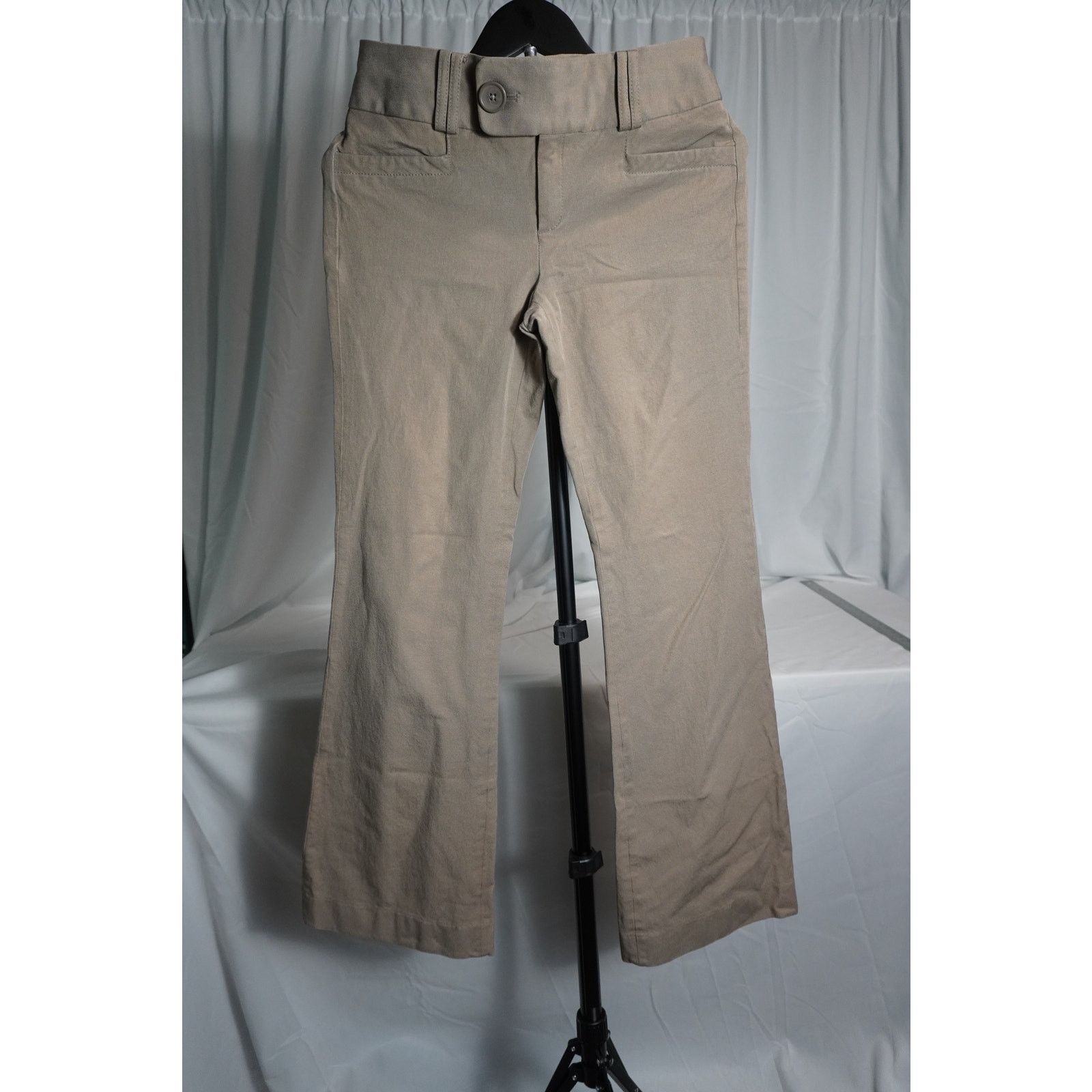 Banana Republic Banana Republic Martin Fit Trouser No. 323 – Beige/Khaki Size 27" / US 4 / IT 40 - 1 Thumbnail
