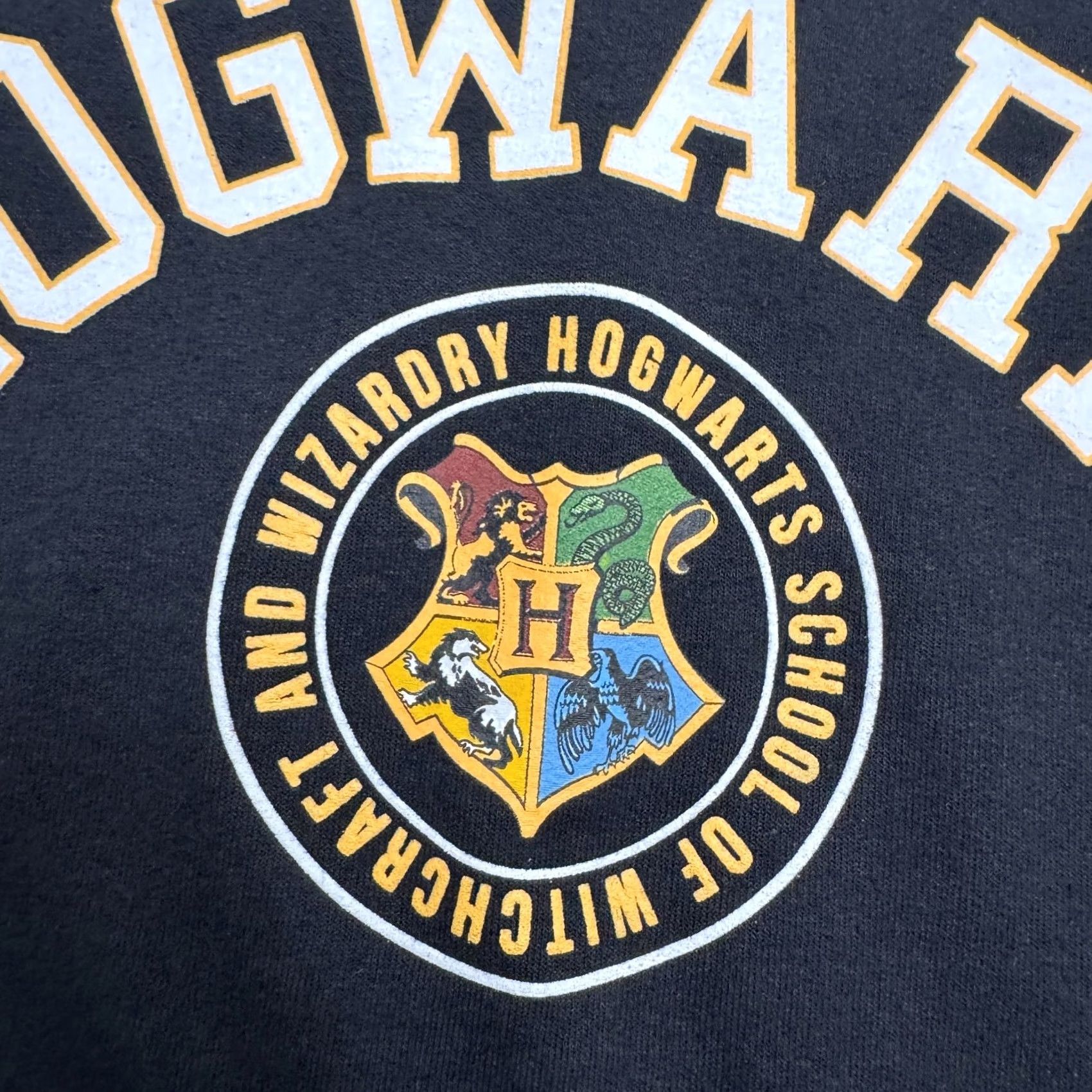 Vintage Harry Potter Hogwarts Hoodie Pullover Sweatshirt Mens S Black Fleece Logo 1/4 Zip Hooded Winter All Seasons Size US S / EU 44-46 / 1 - 4 Thumbnail