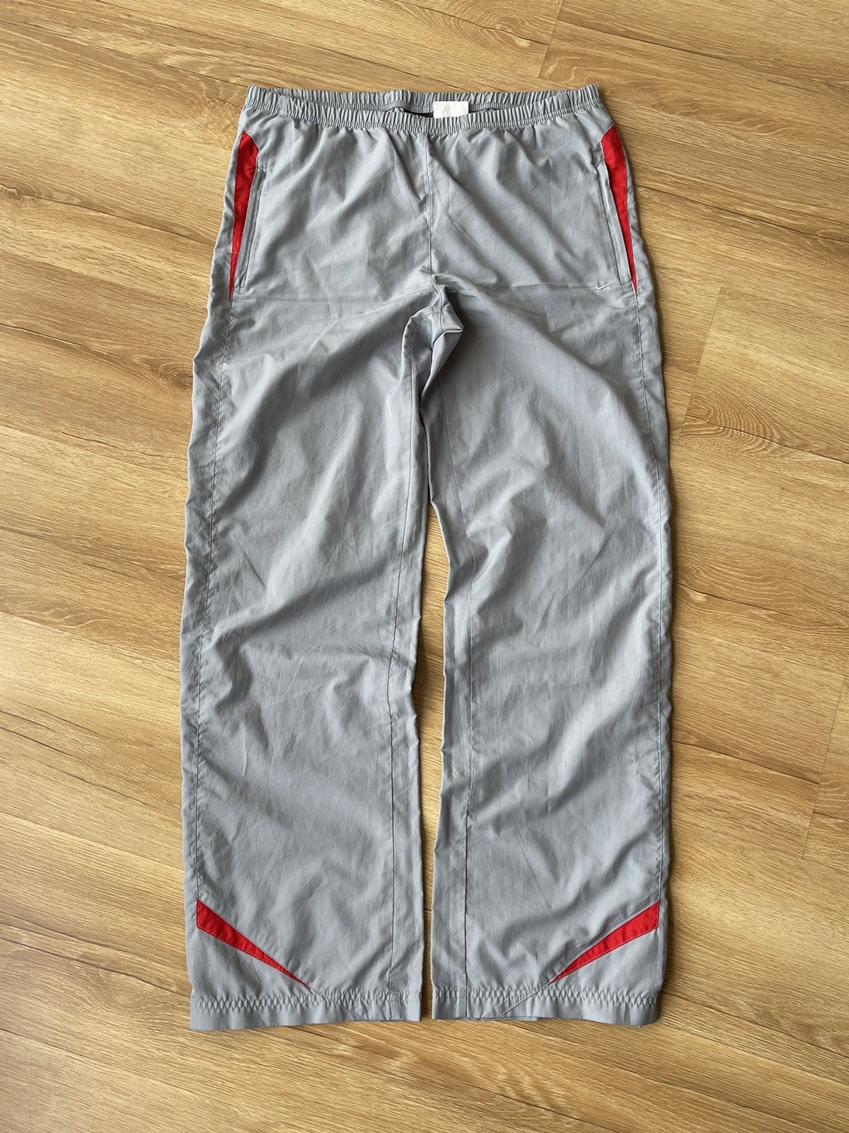 Nike Vintage Nike Swoosh Baggy Track Pants Size M Size US 32 / EU 48 - 2 Thumbnail