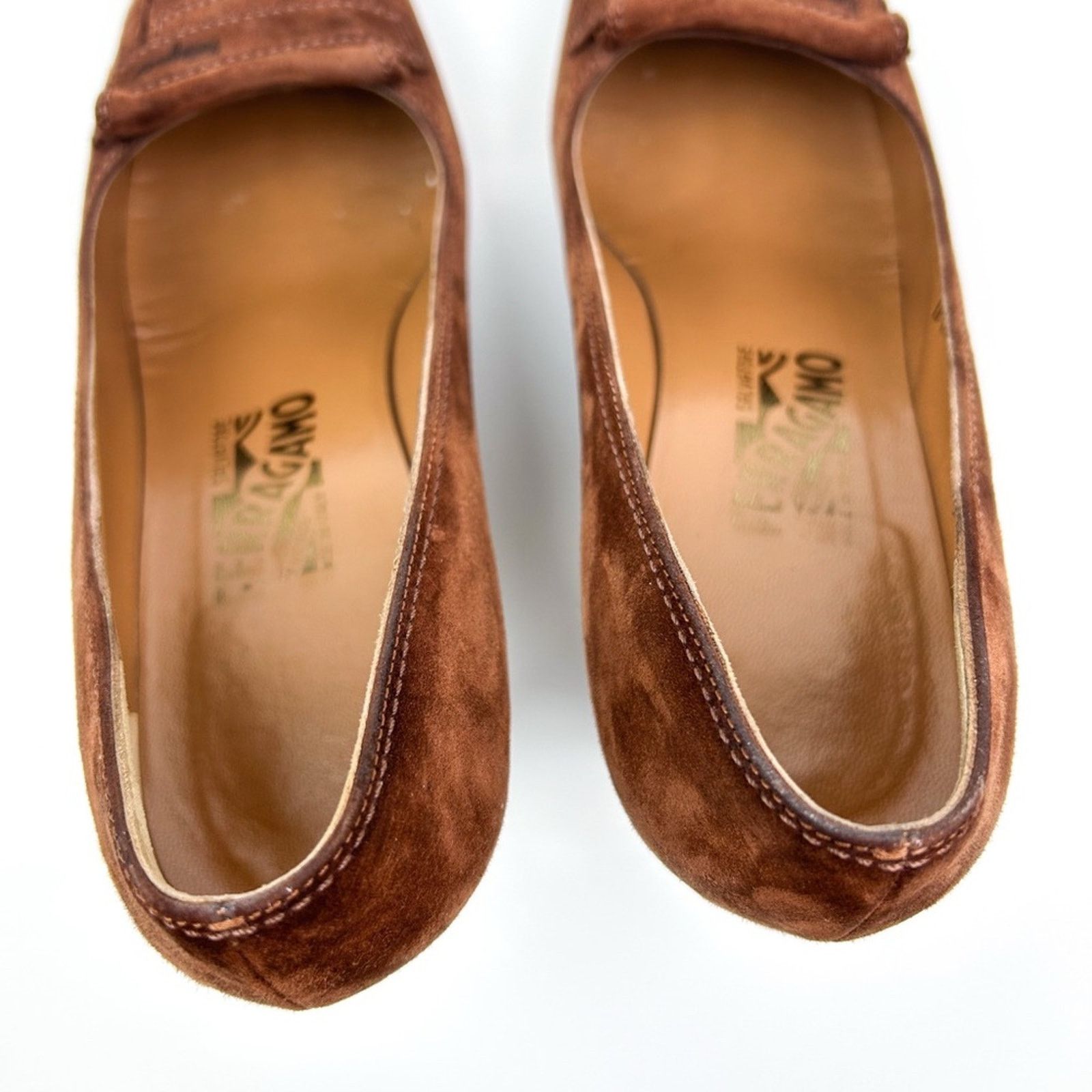 Salvatore Ferragamo Salvatore Ferragamo Vintage Suede Cognac Calf Pump Size 7.5 Size US 7.5 / IT 37.5 - 6 Thumbnail