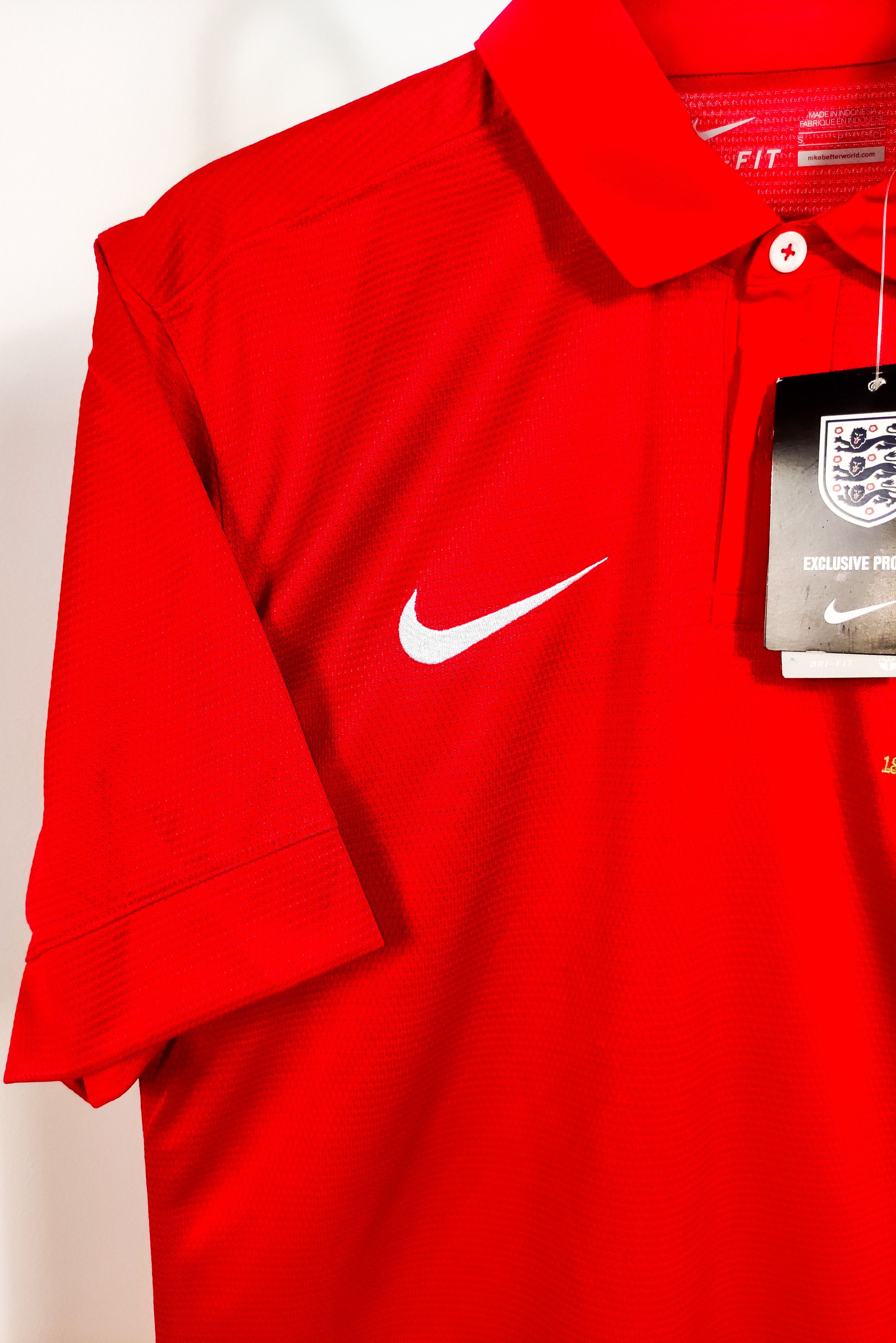 Nike BNWT England English National Football Team 2013 Nike Away Size US S / EU 44-46 / 1 - 9 Thumbnail