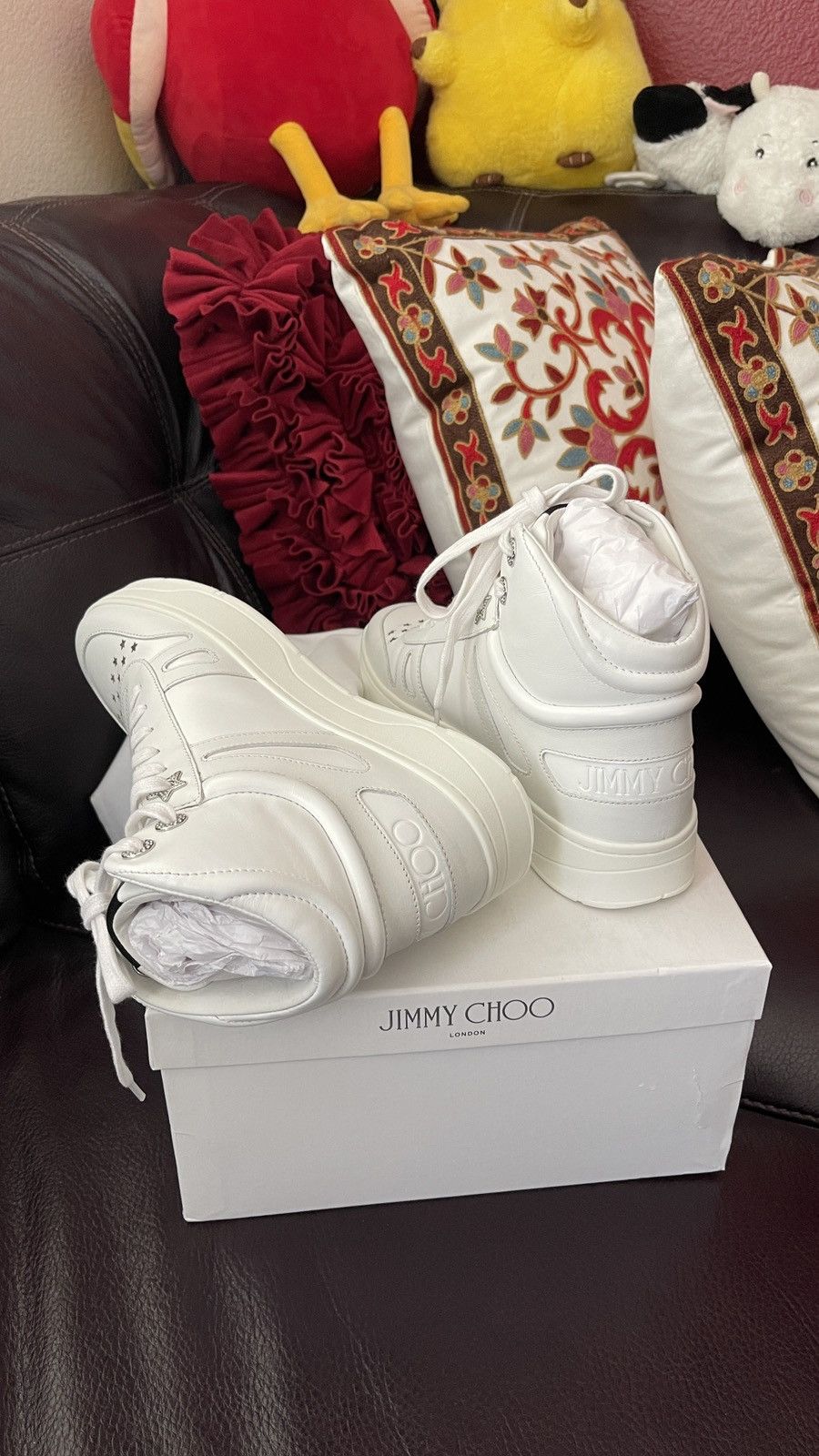Jimmy Choo Jimmy Choo Hawaii low-top sneakers size 39 (8.5) brand new Size US 8.5 / IT 38.5 - 11 Thumbnail