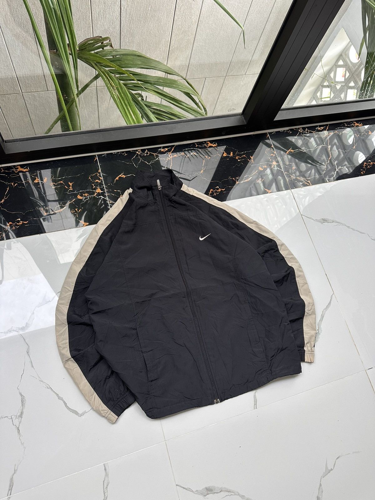 Nike × Vintage NIKE VINTAGE BASIC LOGO STREETWEAR LIGHT JACKET Size US M / EU 48-50 / 2 - 1 Thumbnail