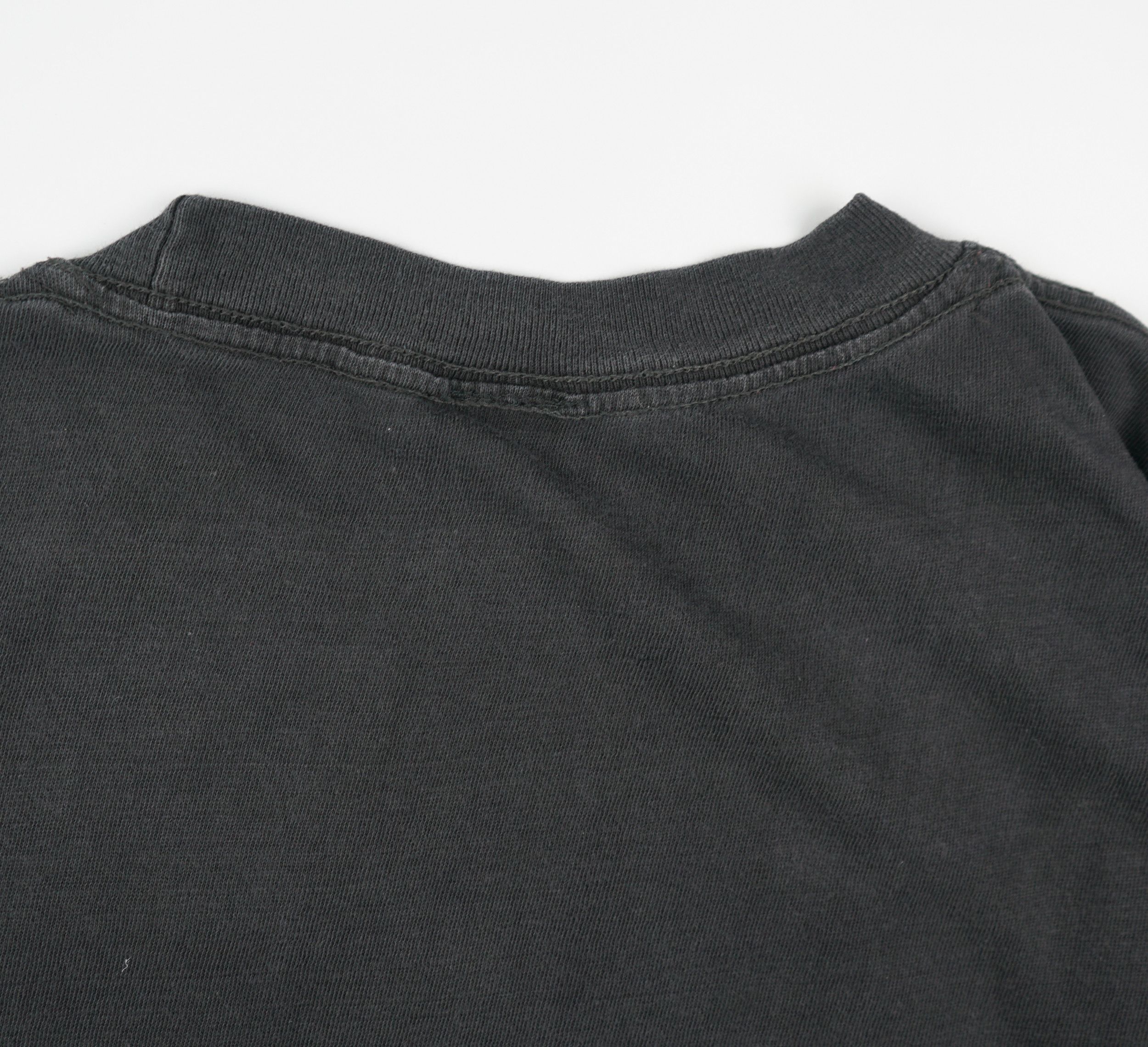 Vintage Vintage 1990s Native American And Mustang T-Shirt Size US L / EU 52-54 / 3 - 7 Thumbnail