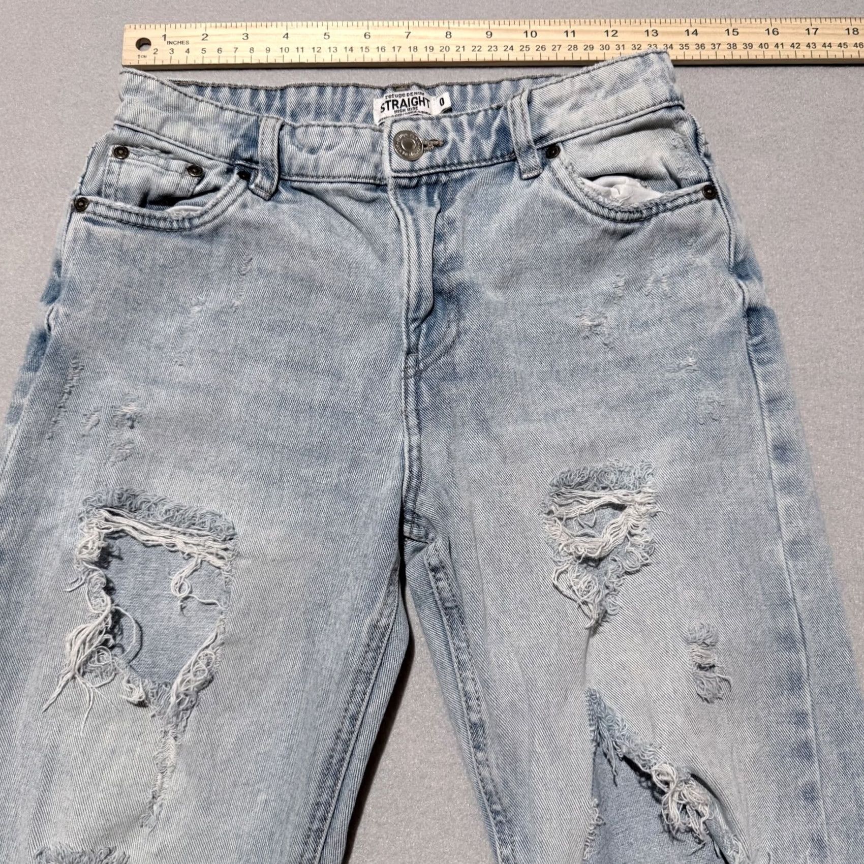 Vintage Refuge Jeans Women's Ligh Wash Distressed High Rise Straight Denim 0 Blue 5-Pocket Regular Jeans Menstrual none Size 25" / US 0 / IT 36 - 3 Thumbnail