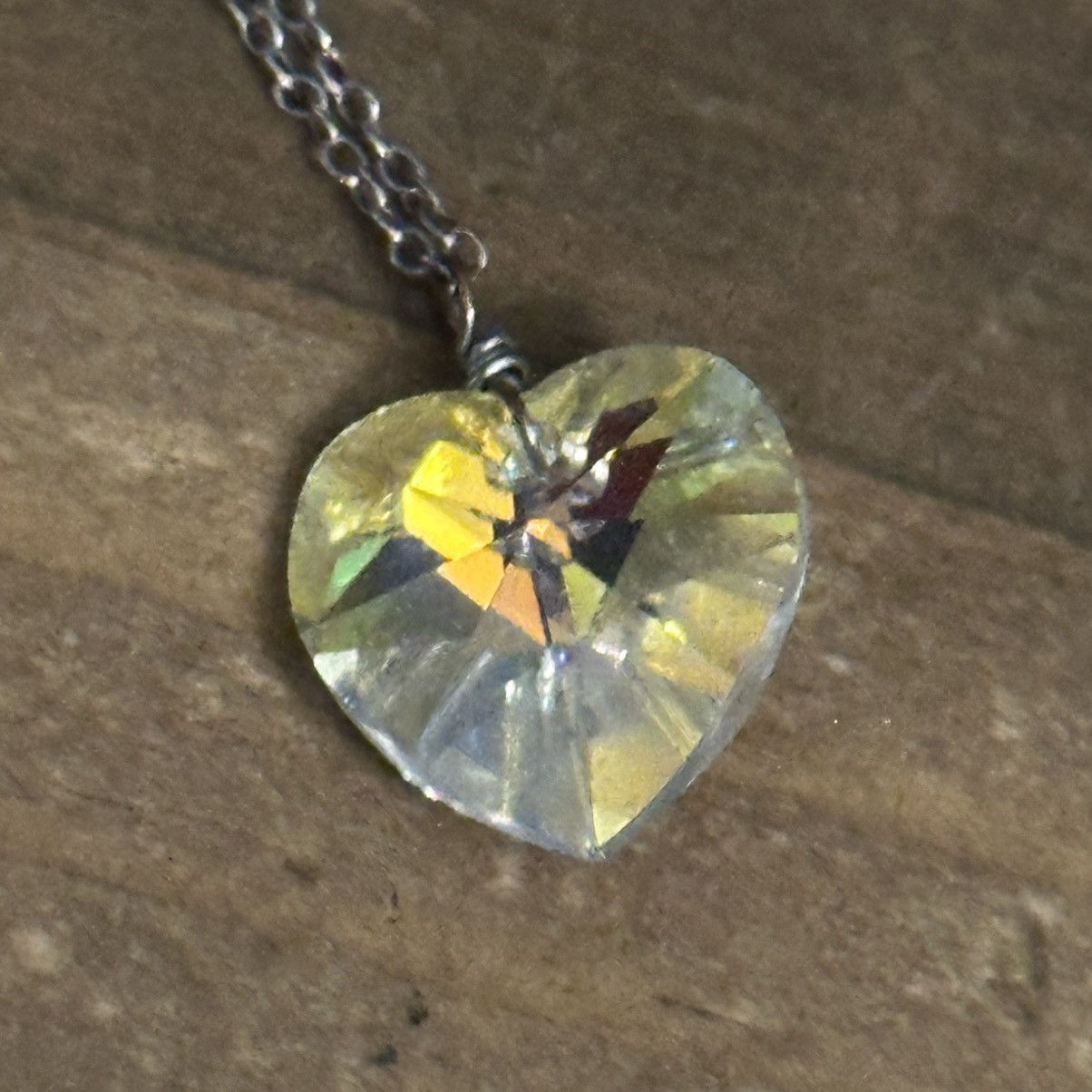 Vintage Vintage 925 yellow Aurora Borealis crystal heart necklace Size ONE SIZE - 3 Thumbnail