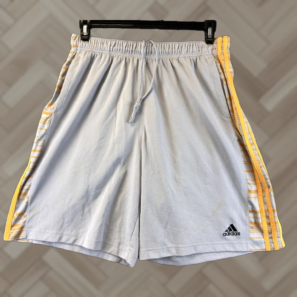 Adidas VINTAGE Adidas Athletic Shorts Men's XL Gray Yellow Activewear 89-10 Size US 36 / EU 52 - 1 Thumbnail