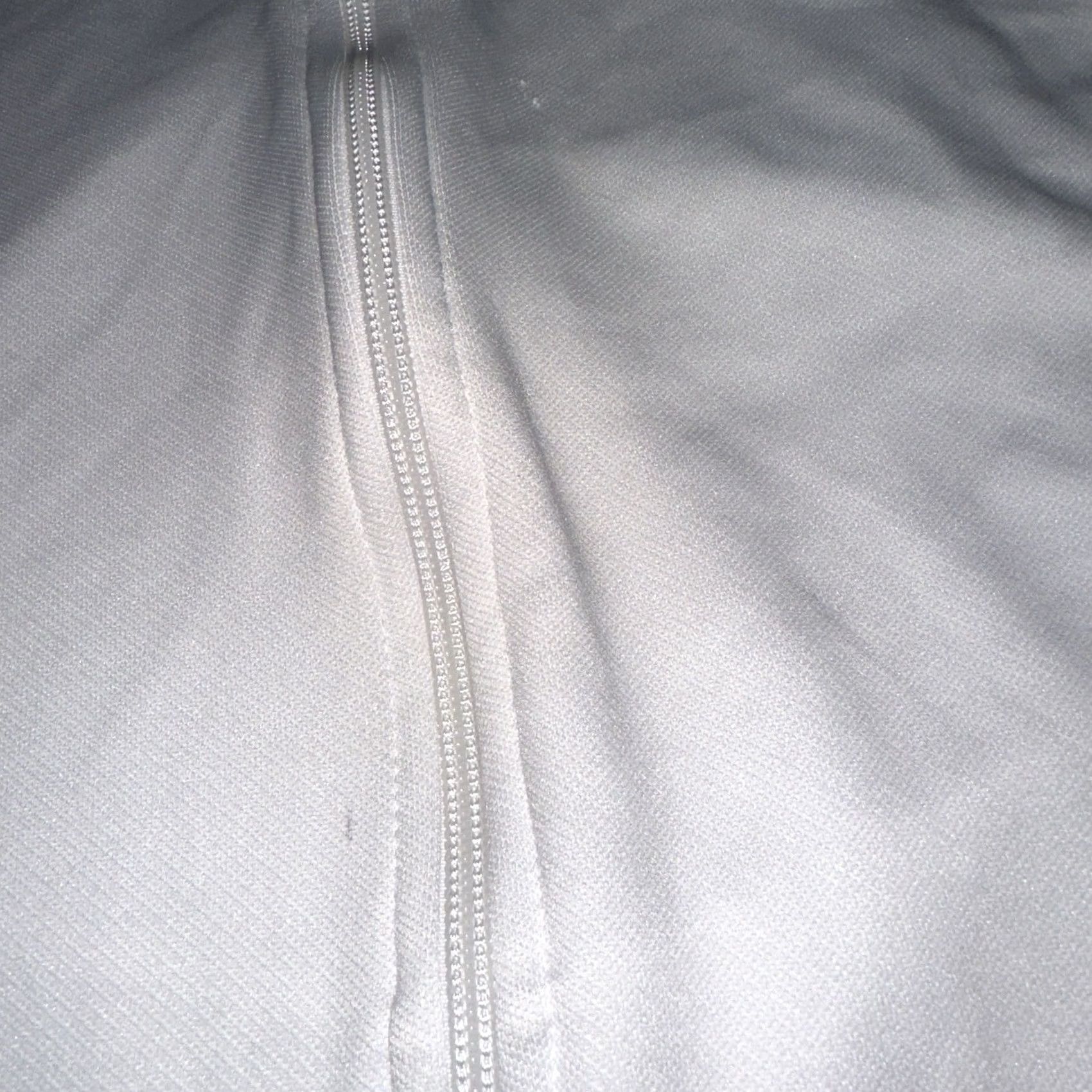 Nike VINTAGE Nike Full Zip Hoodie Mens Small White LBJ 23 Y2K 2000s Embroidered Logo Zipper Pockets Seasonal Fall Spring Summer Winter Mens Size US S / EU 44-46 / 1 - 4 Thumbnail