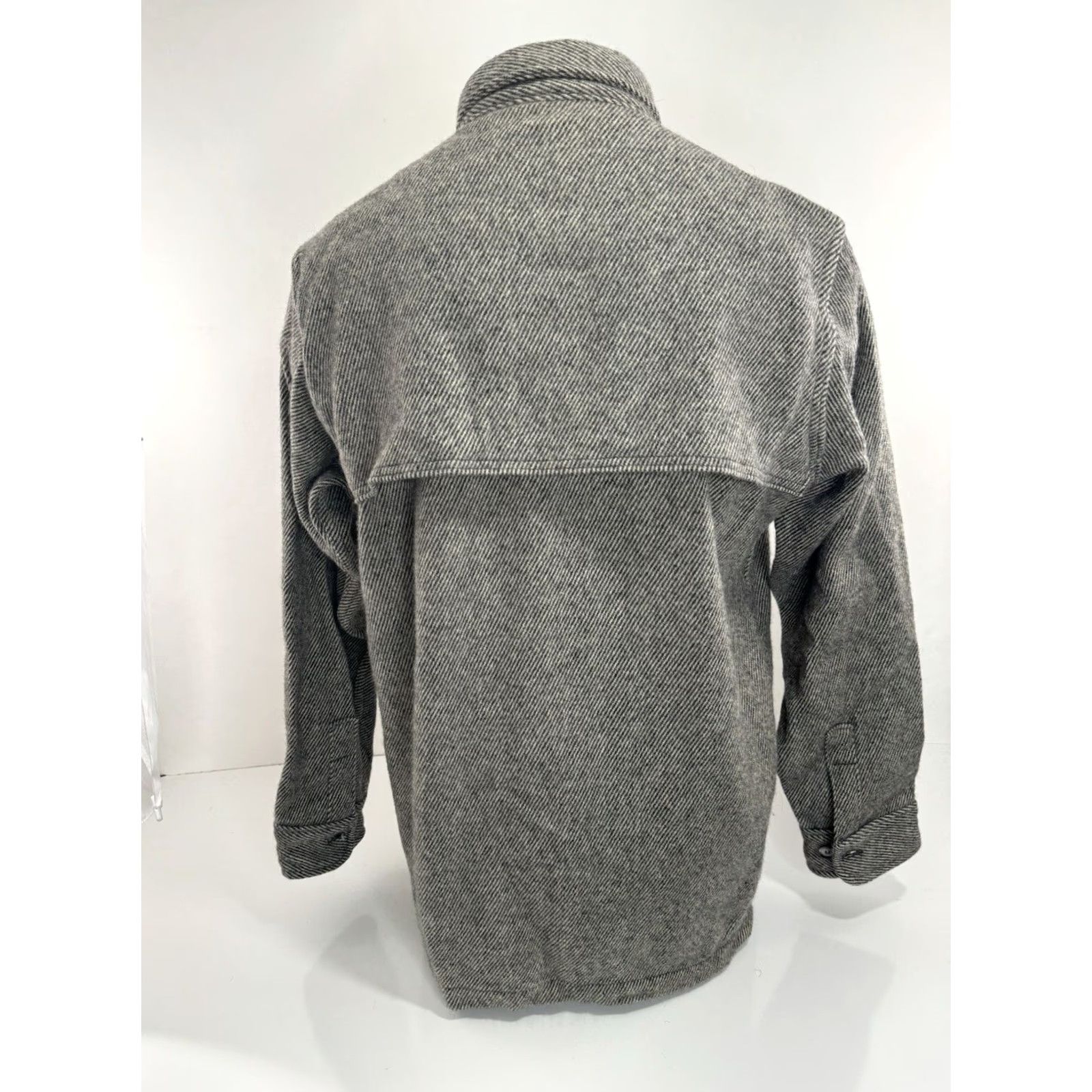 Vintage VINTAGE WOOLRICH USA Wool Heavy Duty L LONG Ranch Duster Field Shacket Jacket Mens Gray Woolrich Western 90s YY4 Size US L / EU 52-54 / 3 - 4 Thumbnail