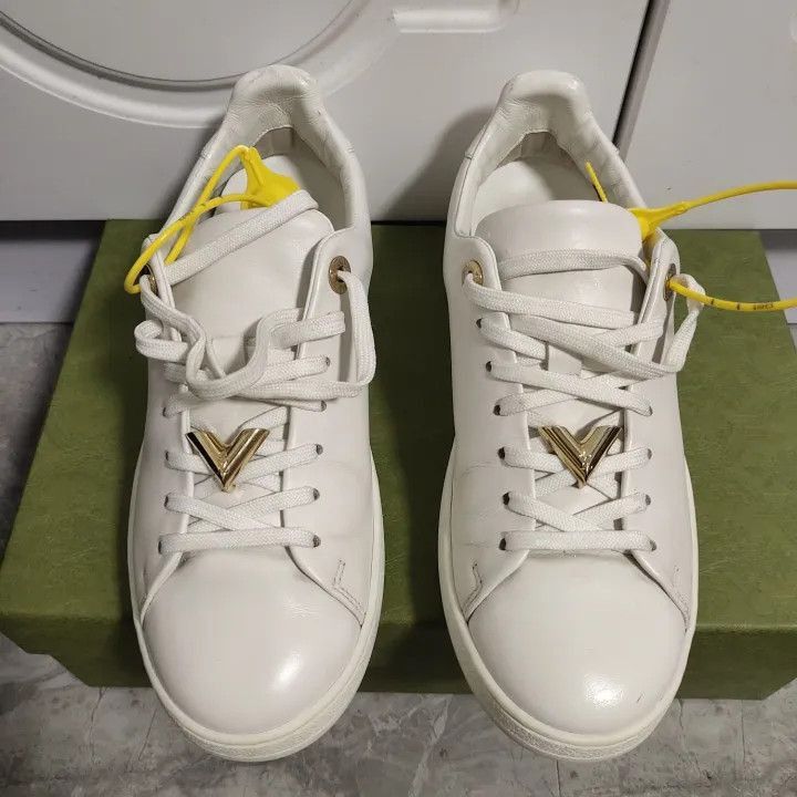 Louis Vuitton Louis Vuitton White Round Toe Sneakers -2508 Size US 5.5 / EU 38 - 1 Thumbnail