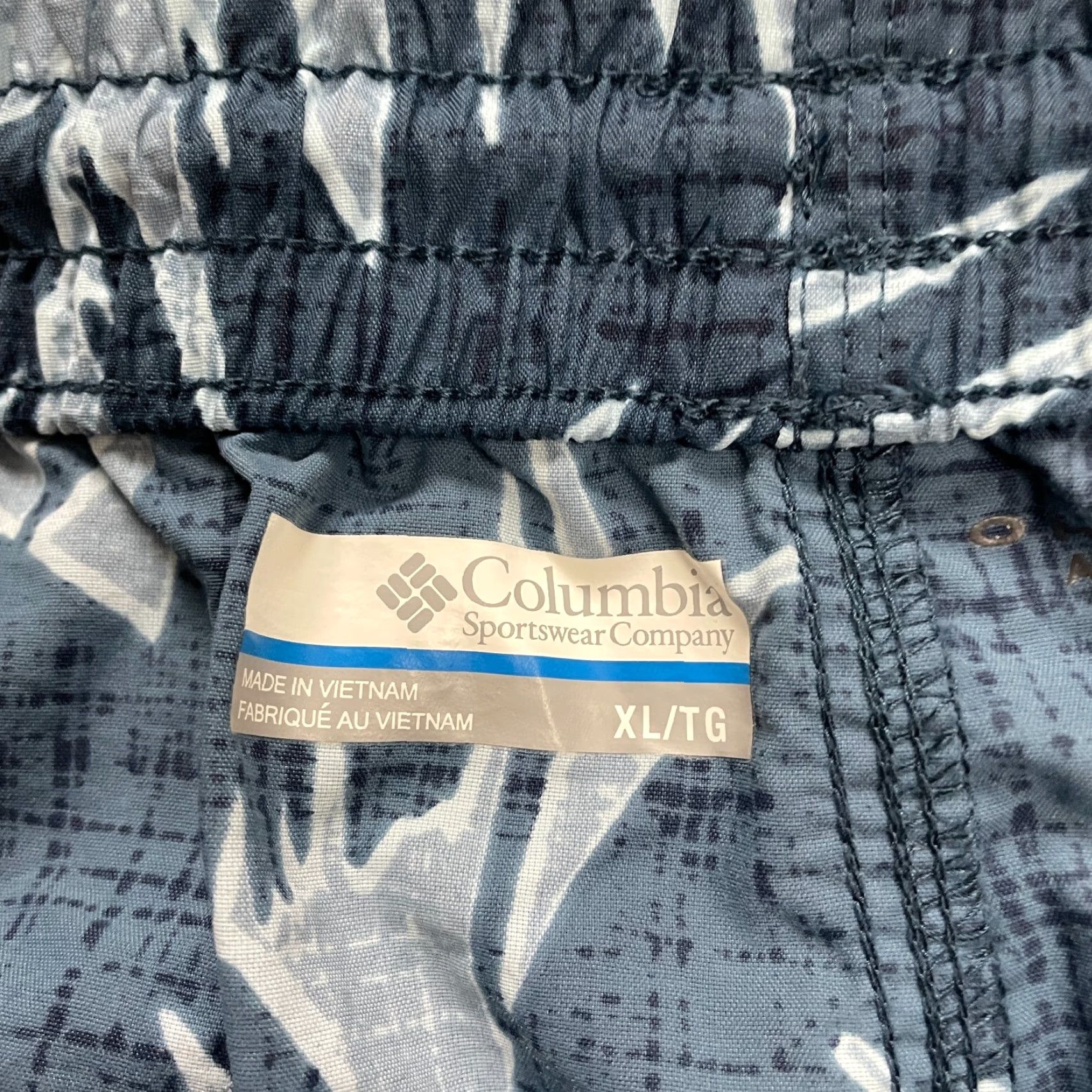 Vintage Columbia Shorts Adult XL Blue Floral Nylon Drawstring Pocket Beach Mens Size US 36 / EU 52 - 7 Thumbnail