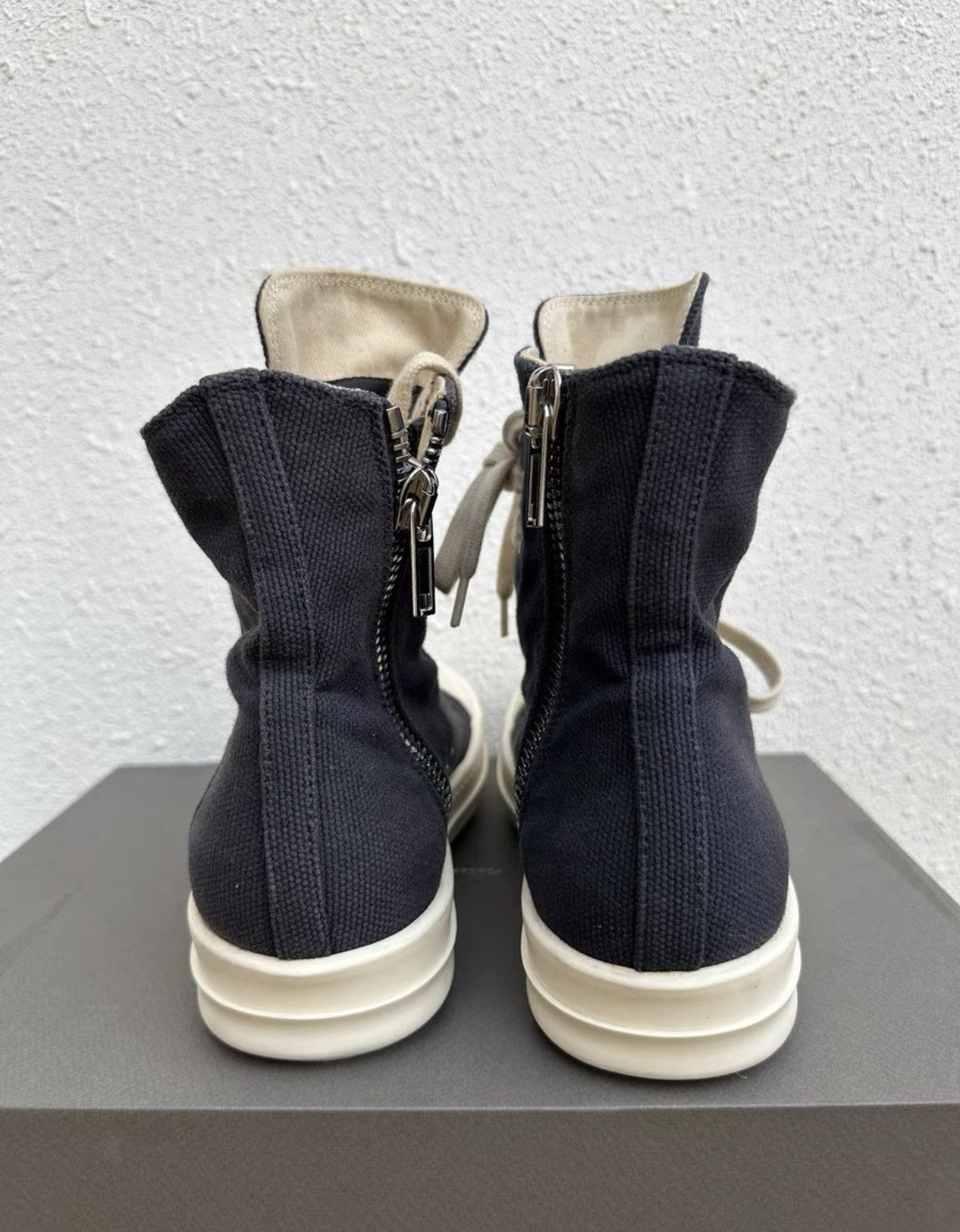 Rick Owens Rick Owens DRKSHDW High-Top Sneakers with Robot Logo Size US 7 / IT 37 - 5 Thumbnail