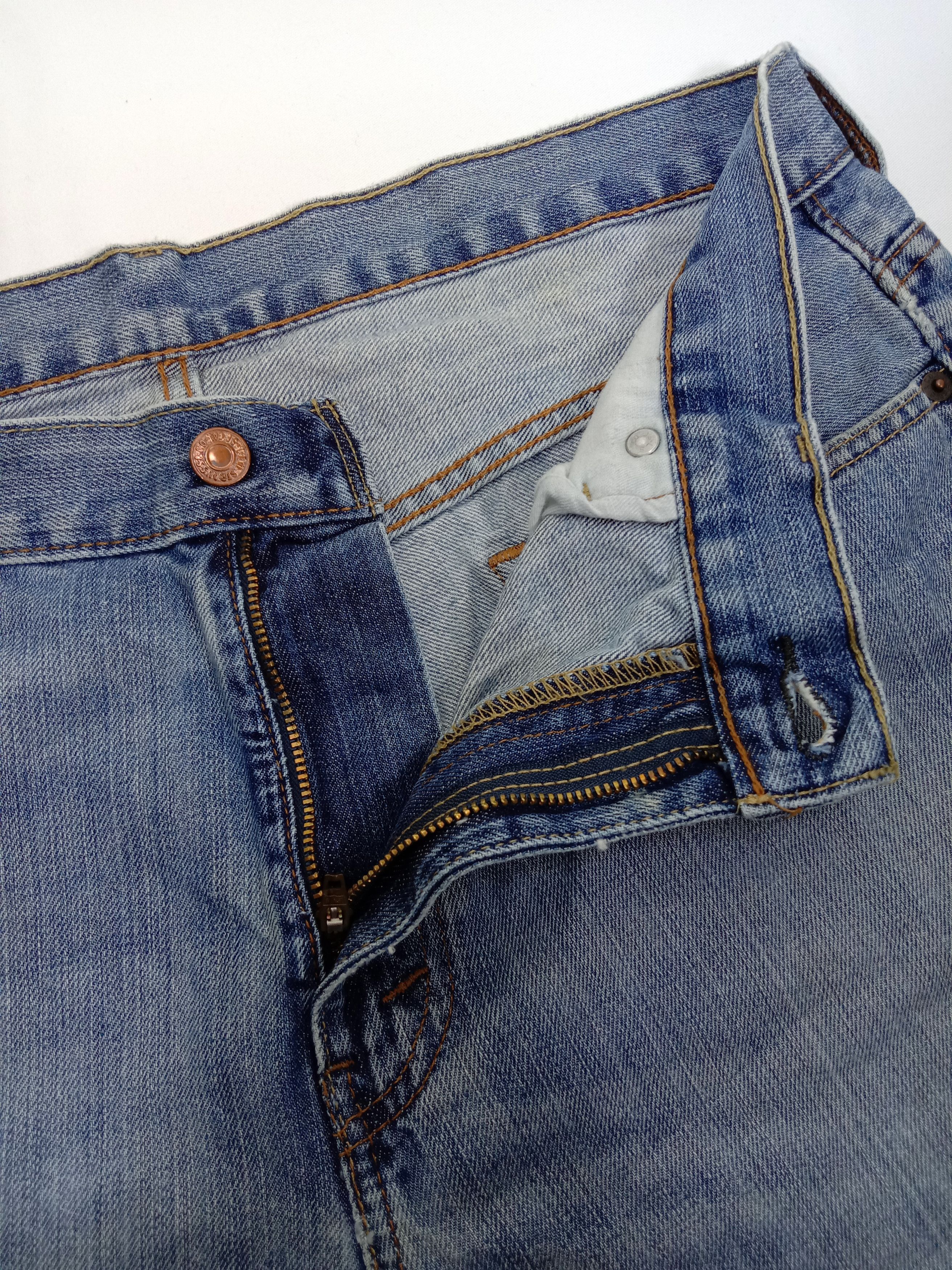 Levi's Vintage Levi's 569 Jeans Blue Wash Denim Size US 34 / EU 50 - 9 Thumbnail